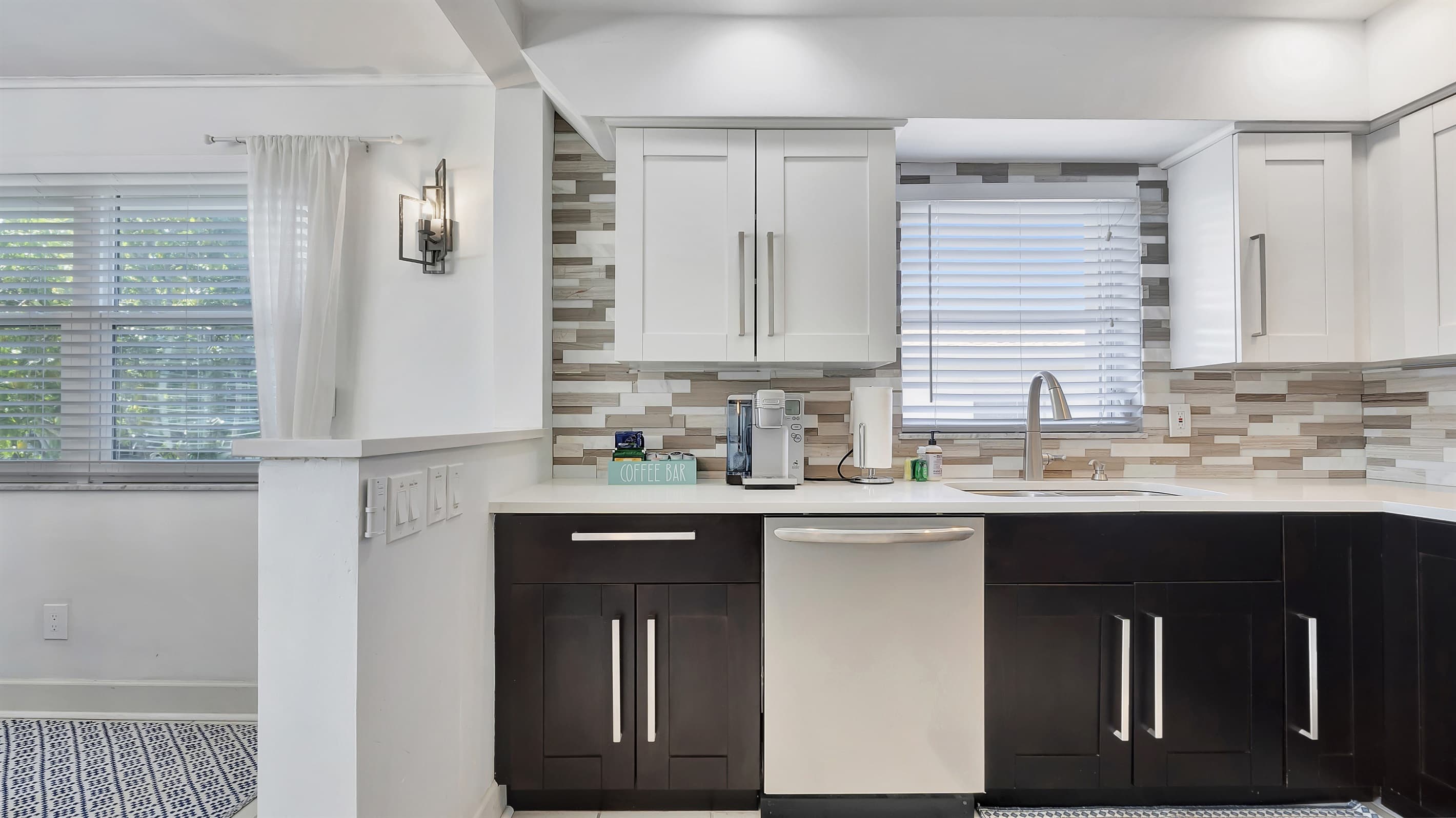 Plenty of natural light in the kitchen