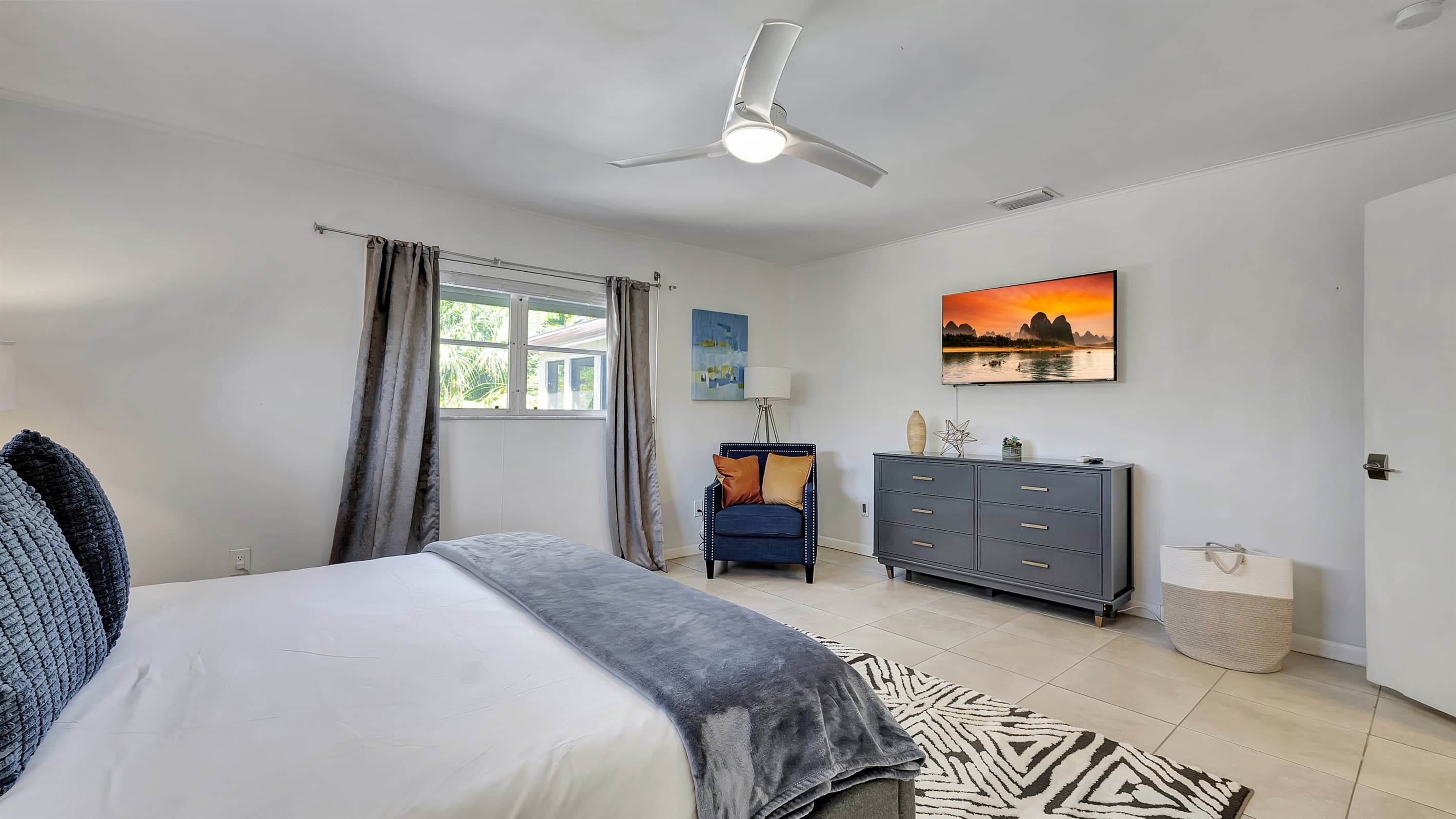 Stunning primary bedroom