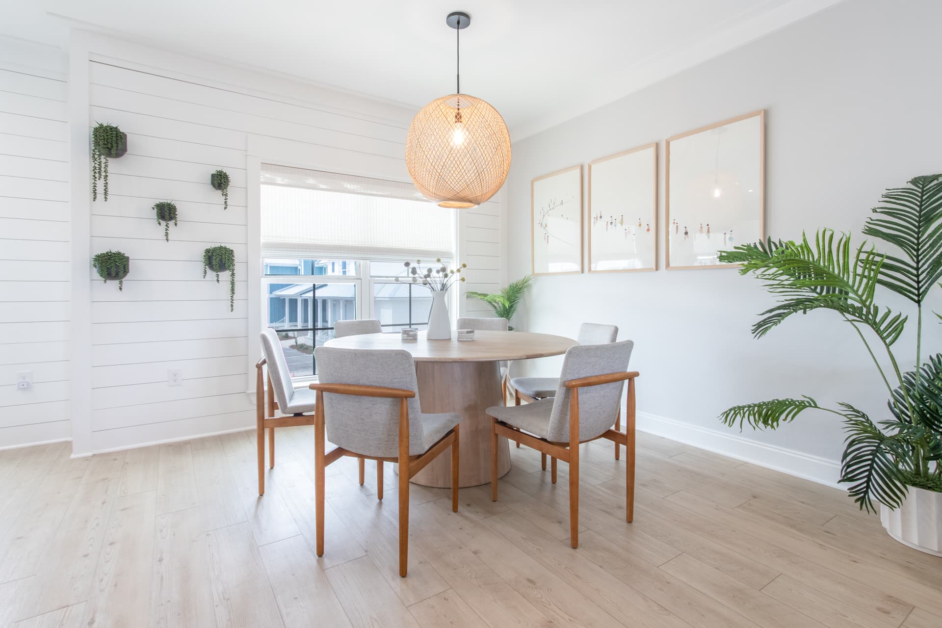 Dining 1