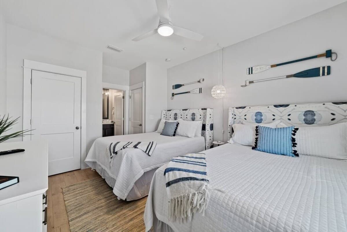 Two Queen Beds