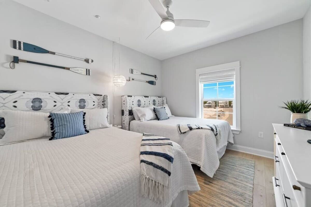 Two Queen Beds