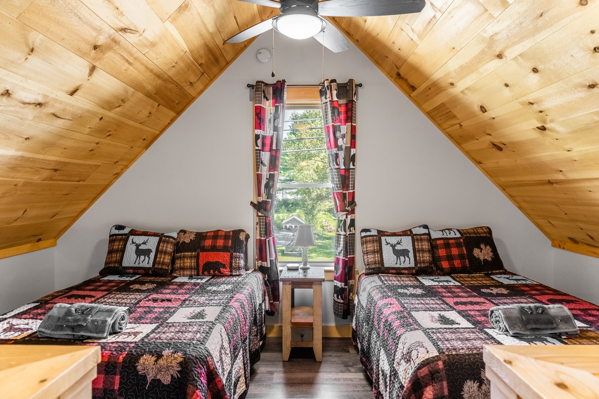 Each side of the loft has 2 full beds.