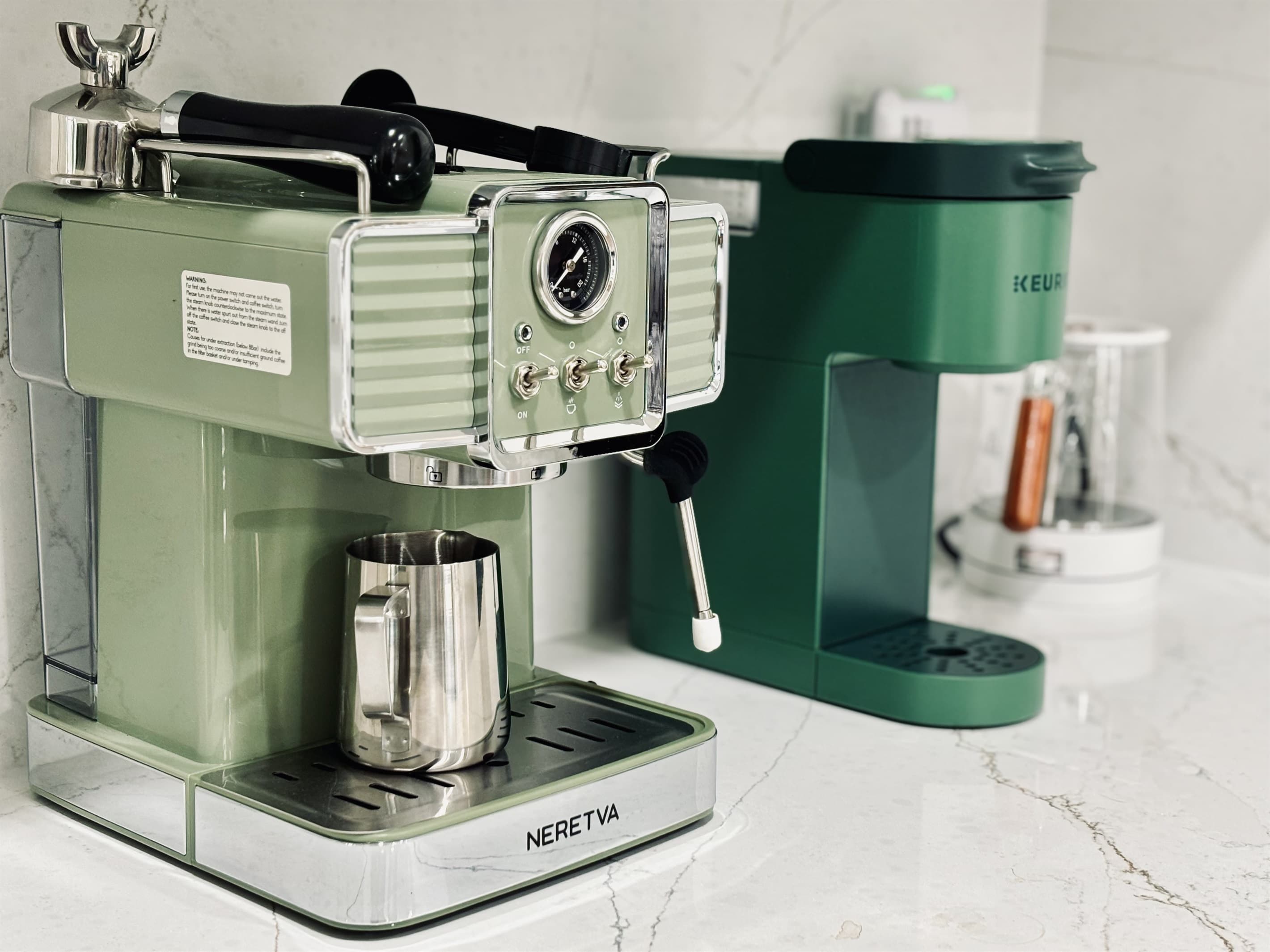 Whip up your favorite latte or cappuccino on our vintage inspired espresso machine or opt for a great cup of joe using the Keurig.
