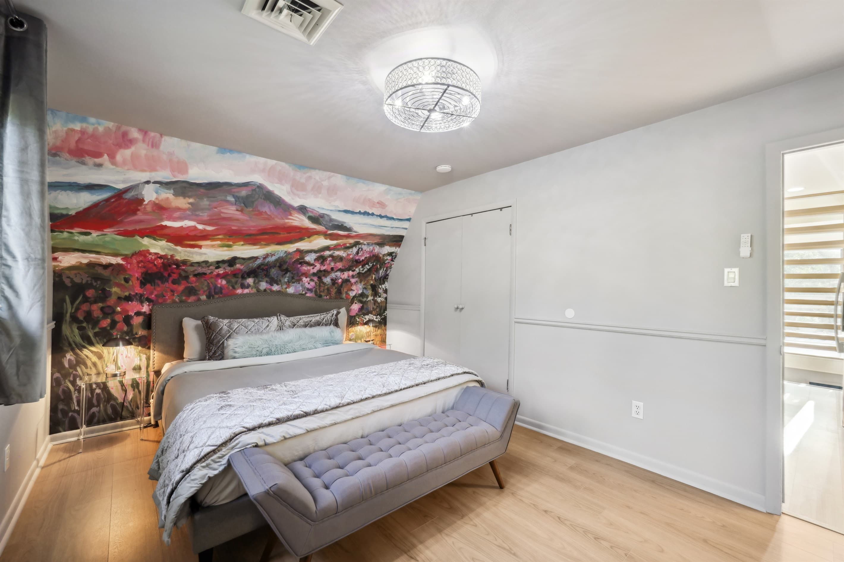 Each bedroom's closet has a luggage rack and hanging shelfs for storage