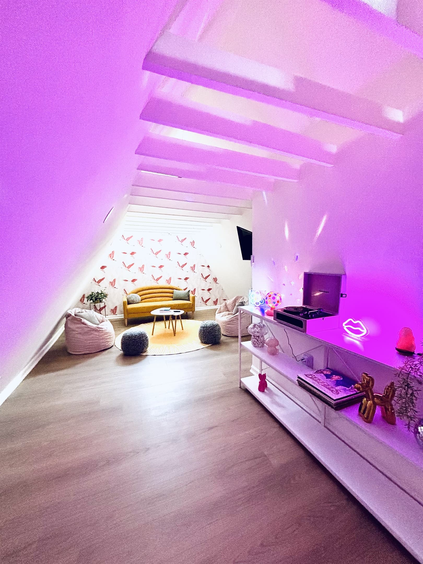 Have a little private party with music and a disco ball in the fun attic lounge!!