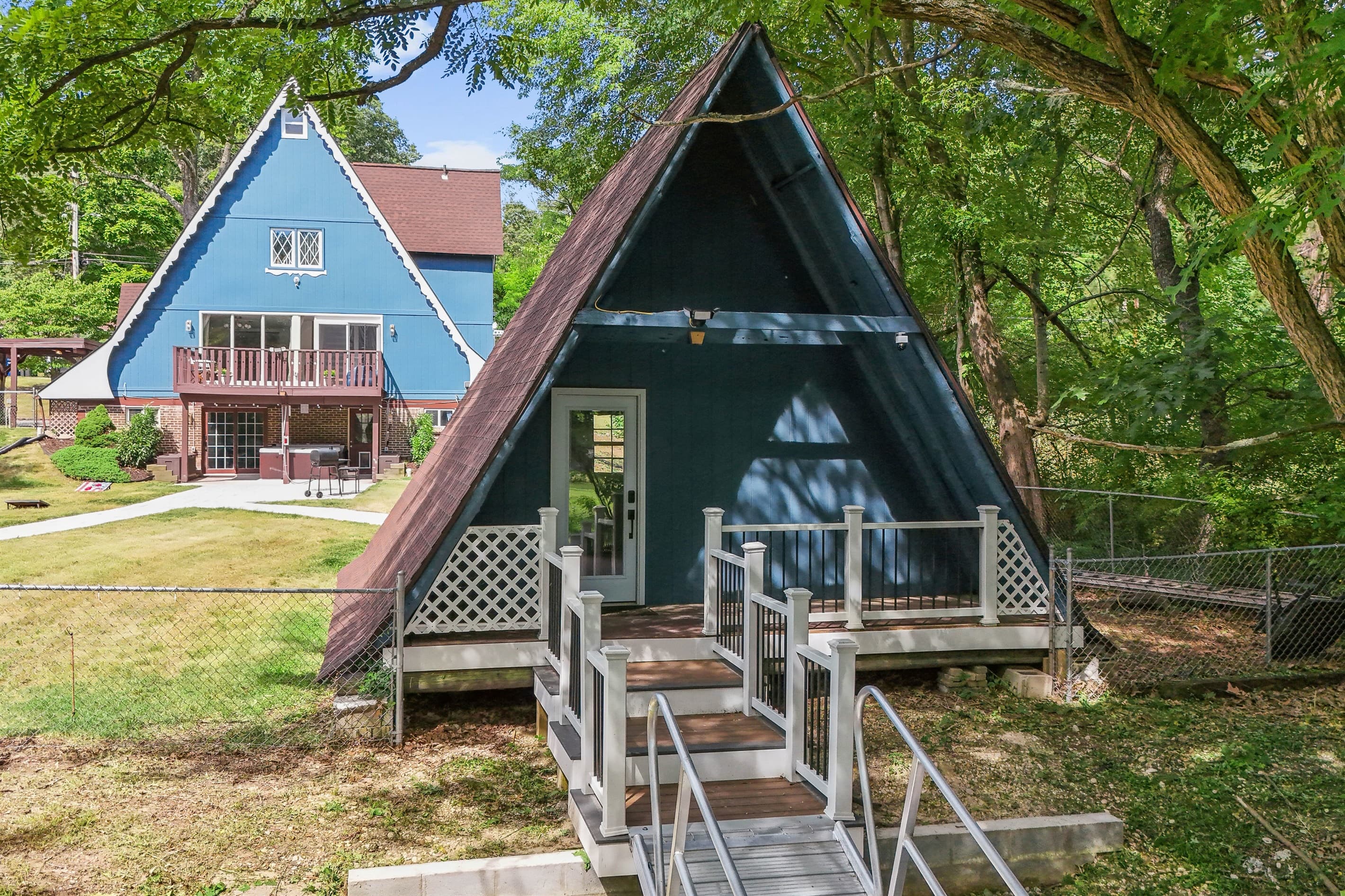 The house comes with a picturesque matching A-Frame boathouse where we store canoes.