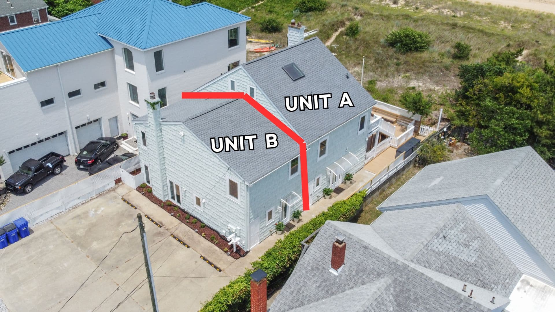 Duplex - Unit A faces the beach and Unit B faces the street. A wall is shared between both units. THIS LISTING IS FOR UNIT B.