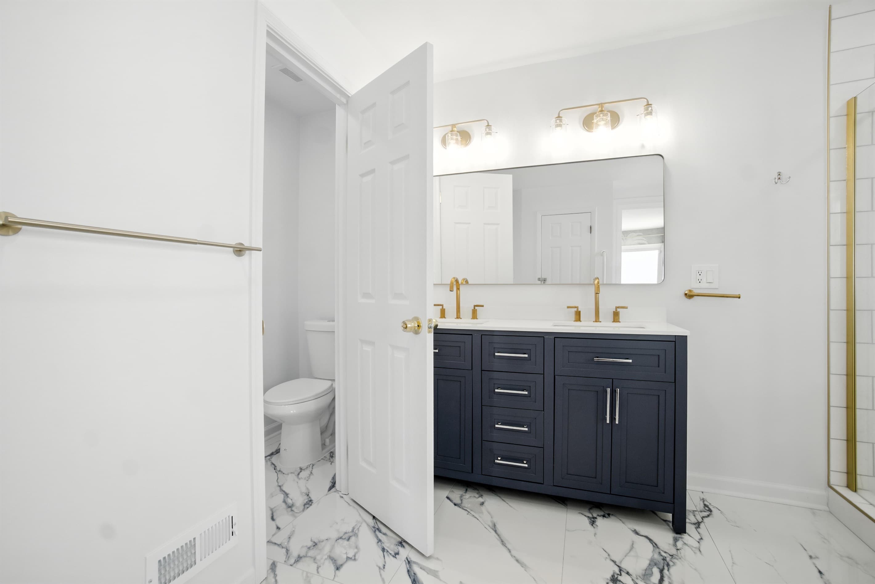 Private Toilet Room