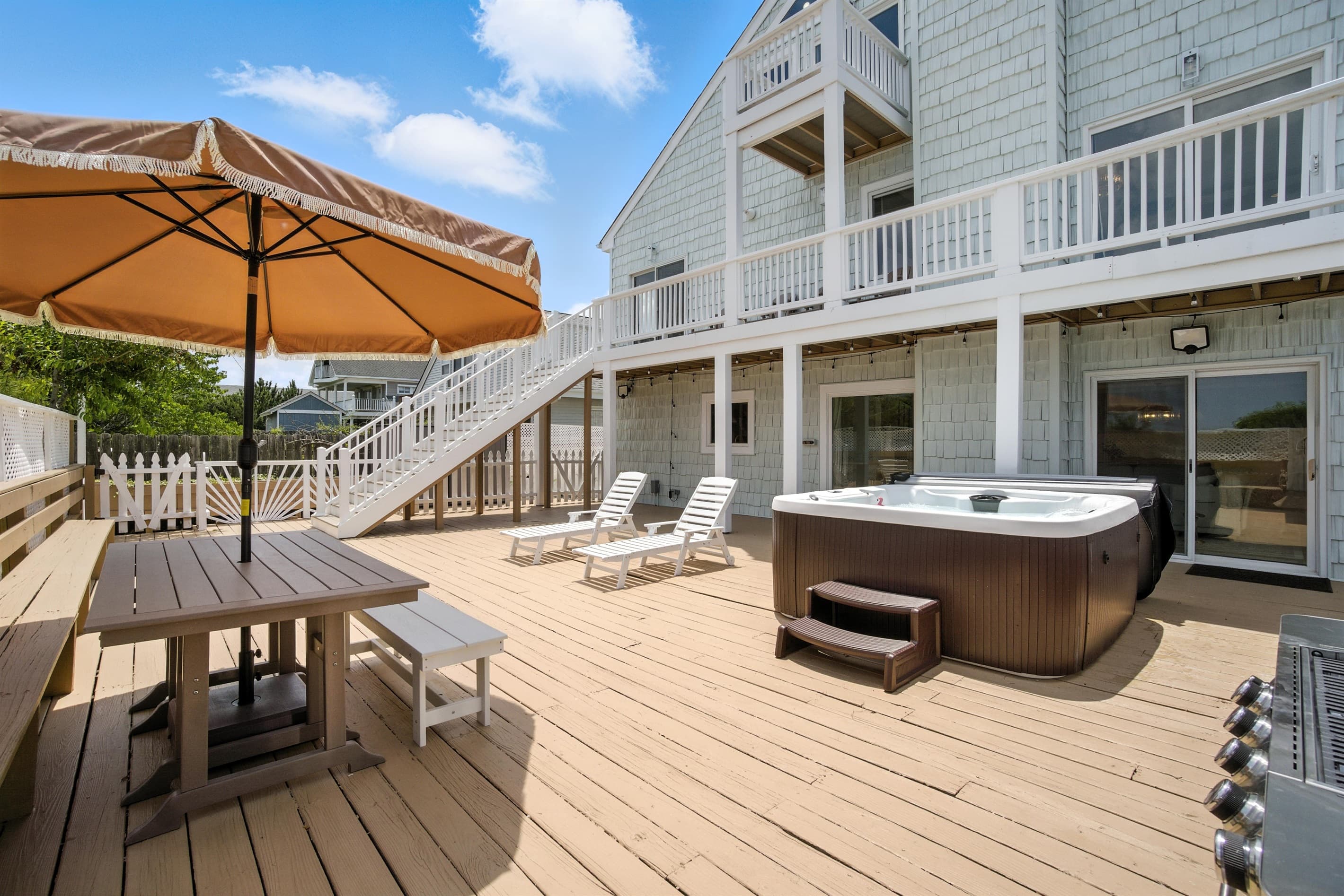 Enjoy an outdoor meal in the shade with the umbrella