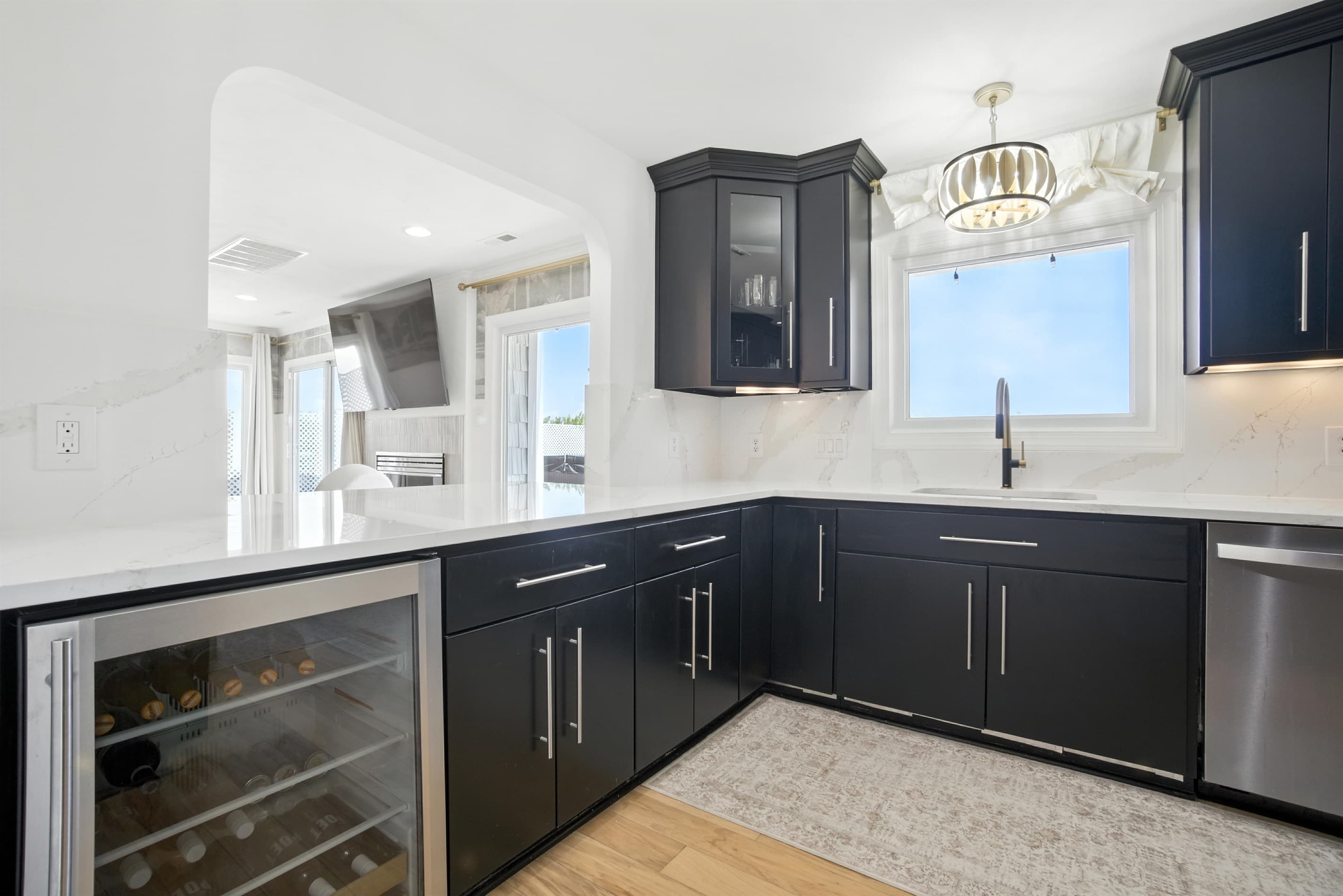 Kitchen also has a mini beverage fridge (drinks not included)