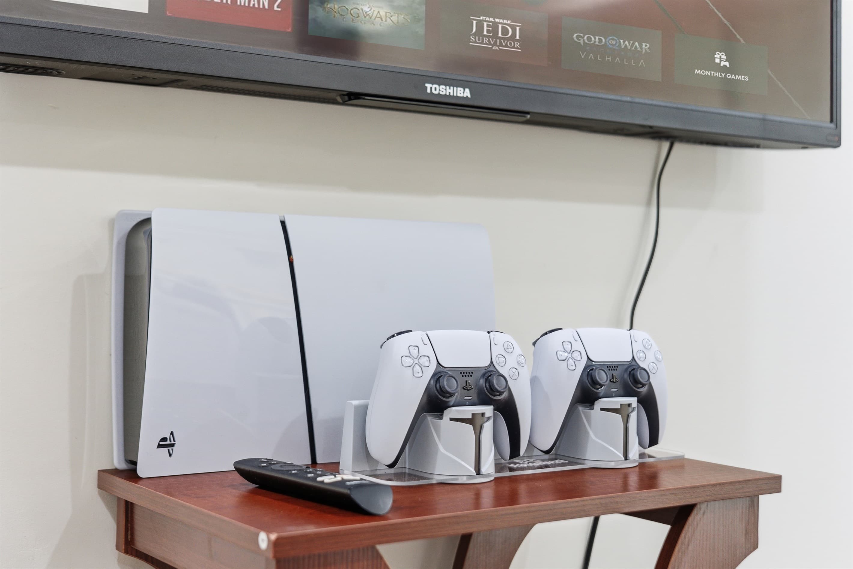 PlayStation 5 (digital)  - Serhii Chalet Pocono