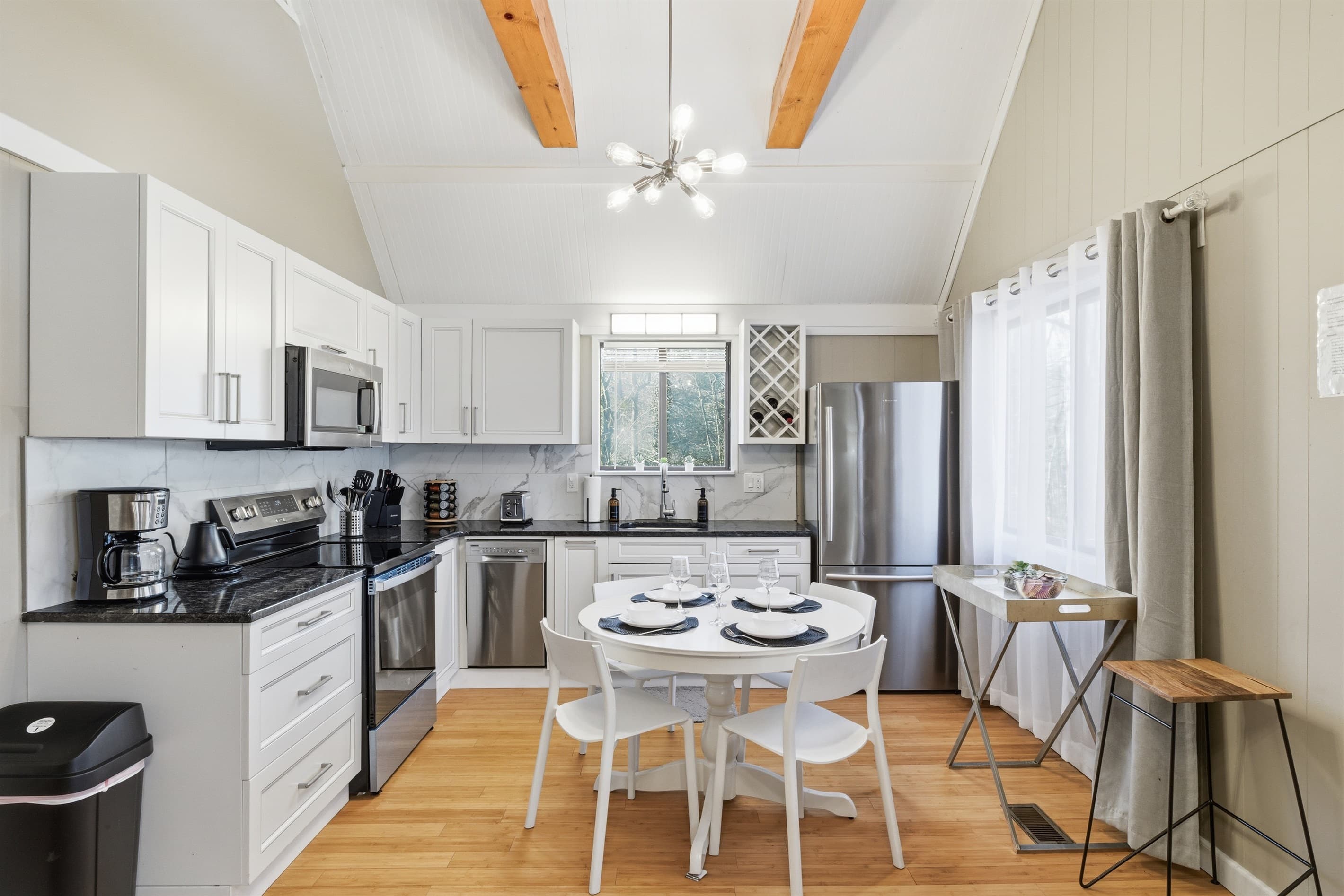Kitchen with stainless steel appliances - Serhii Chalet Pocono
