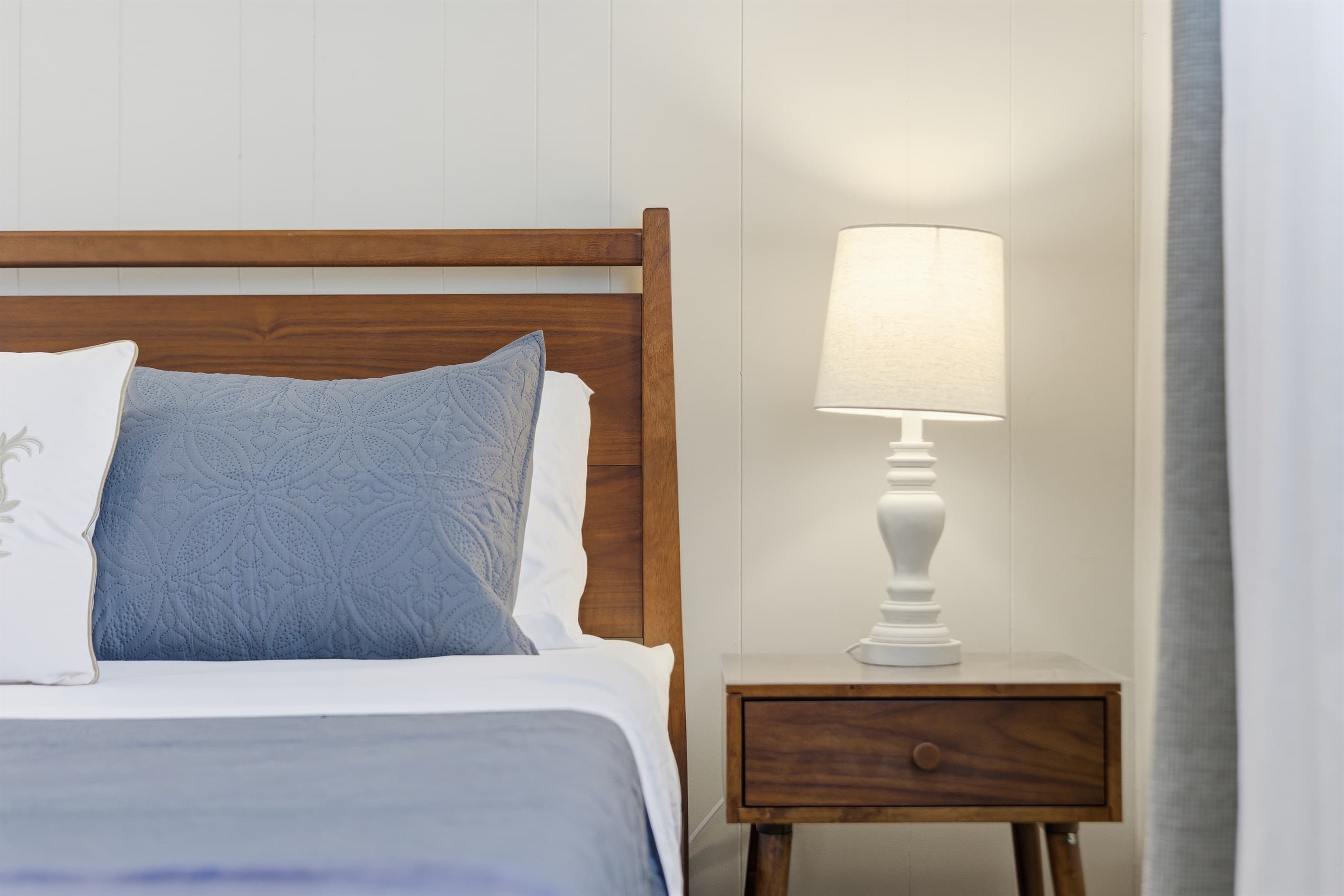 Bedroom details