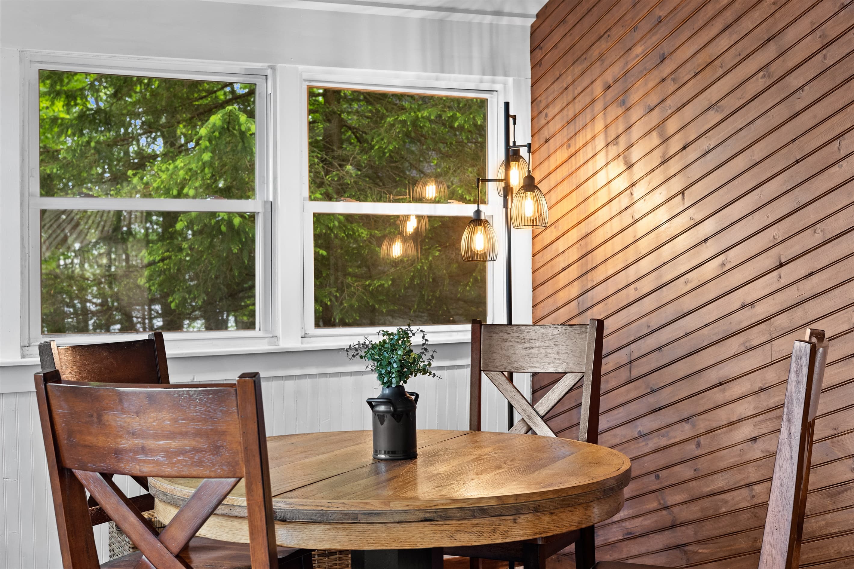 Florida room - small dining area