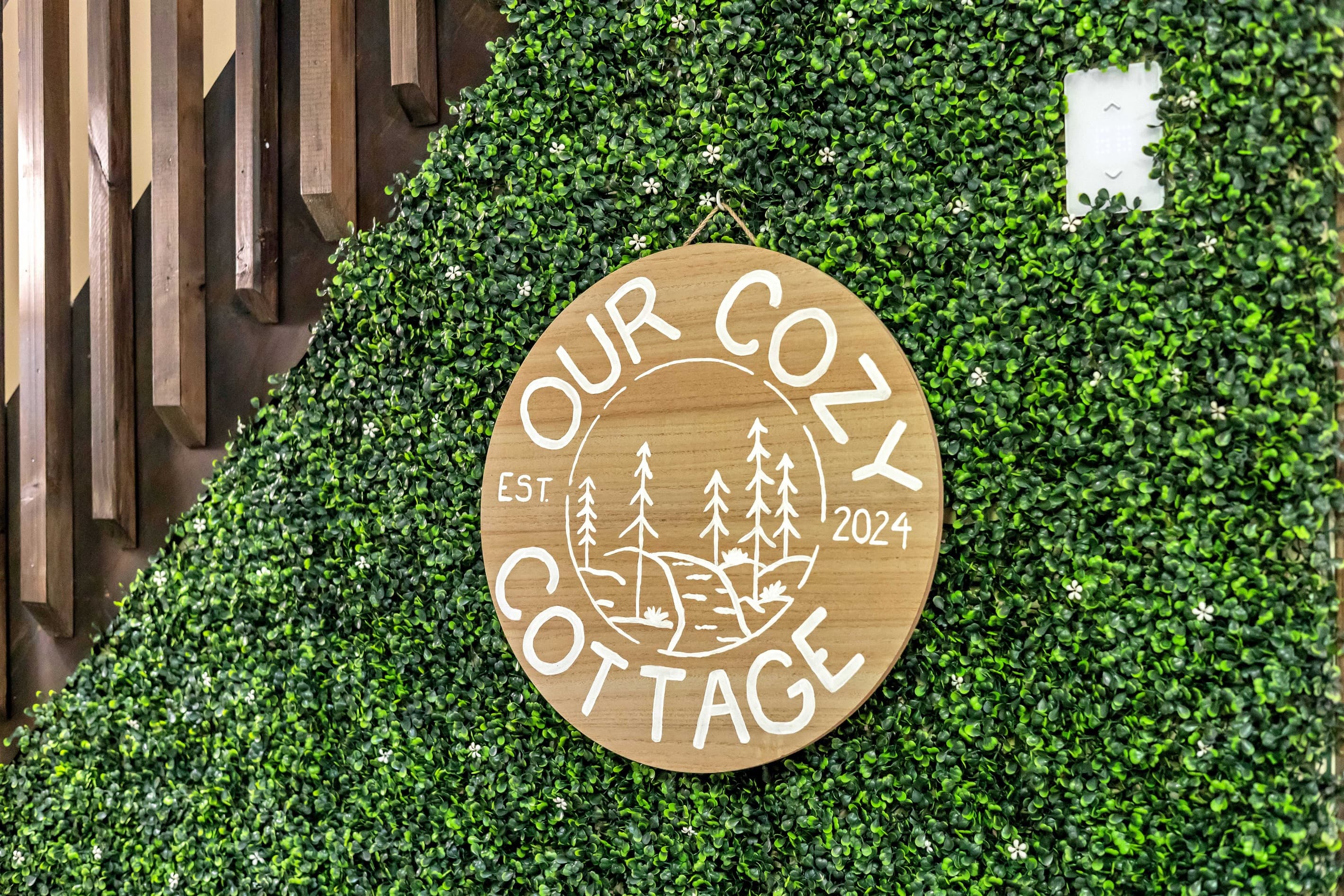 Welcome to Our Cozy Cottage - Serhii Vacation Rentals