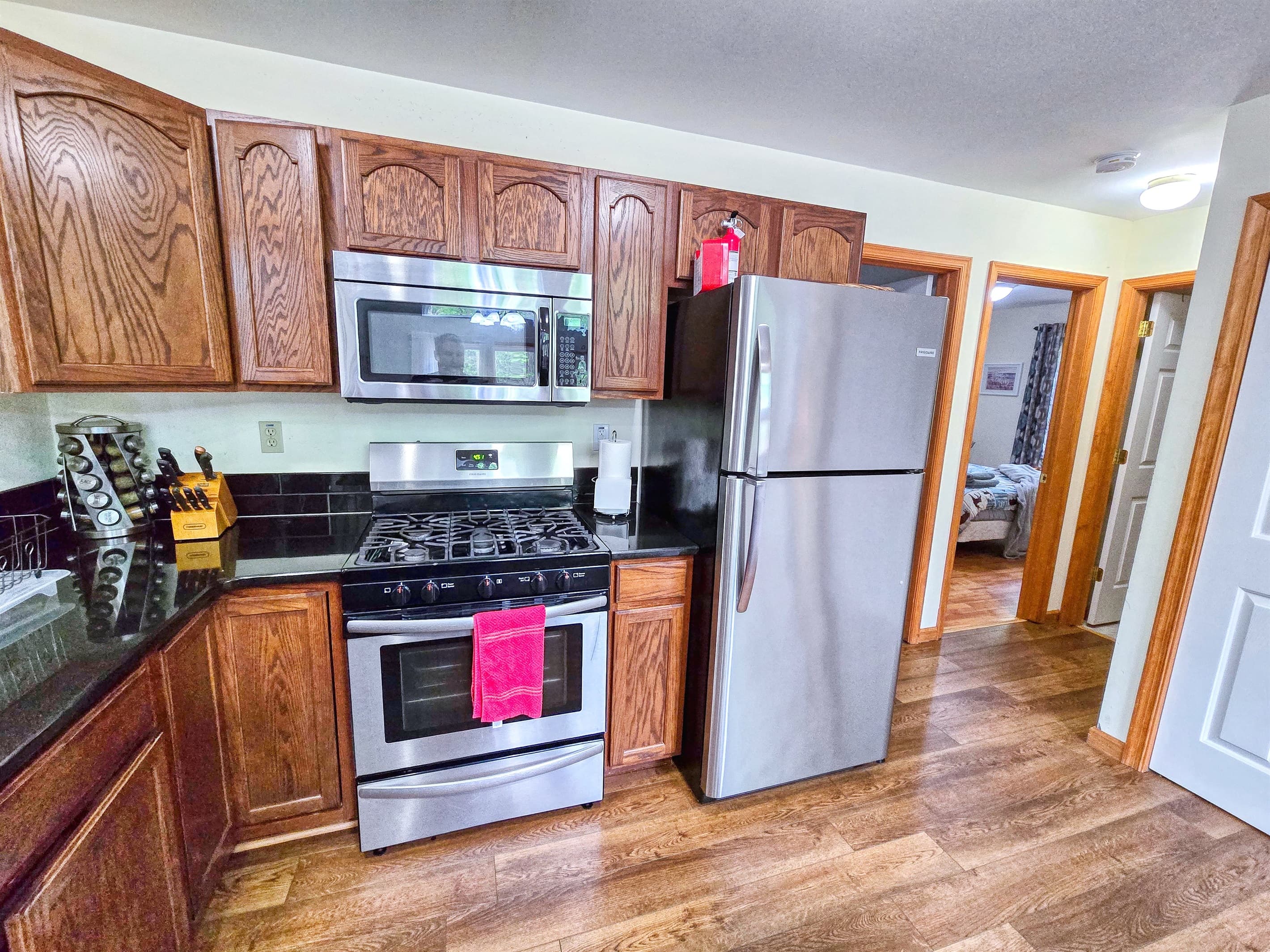 Kitchen with modern appliances | Arrowhead Lake rental