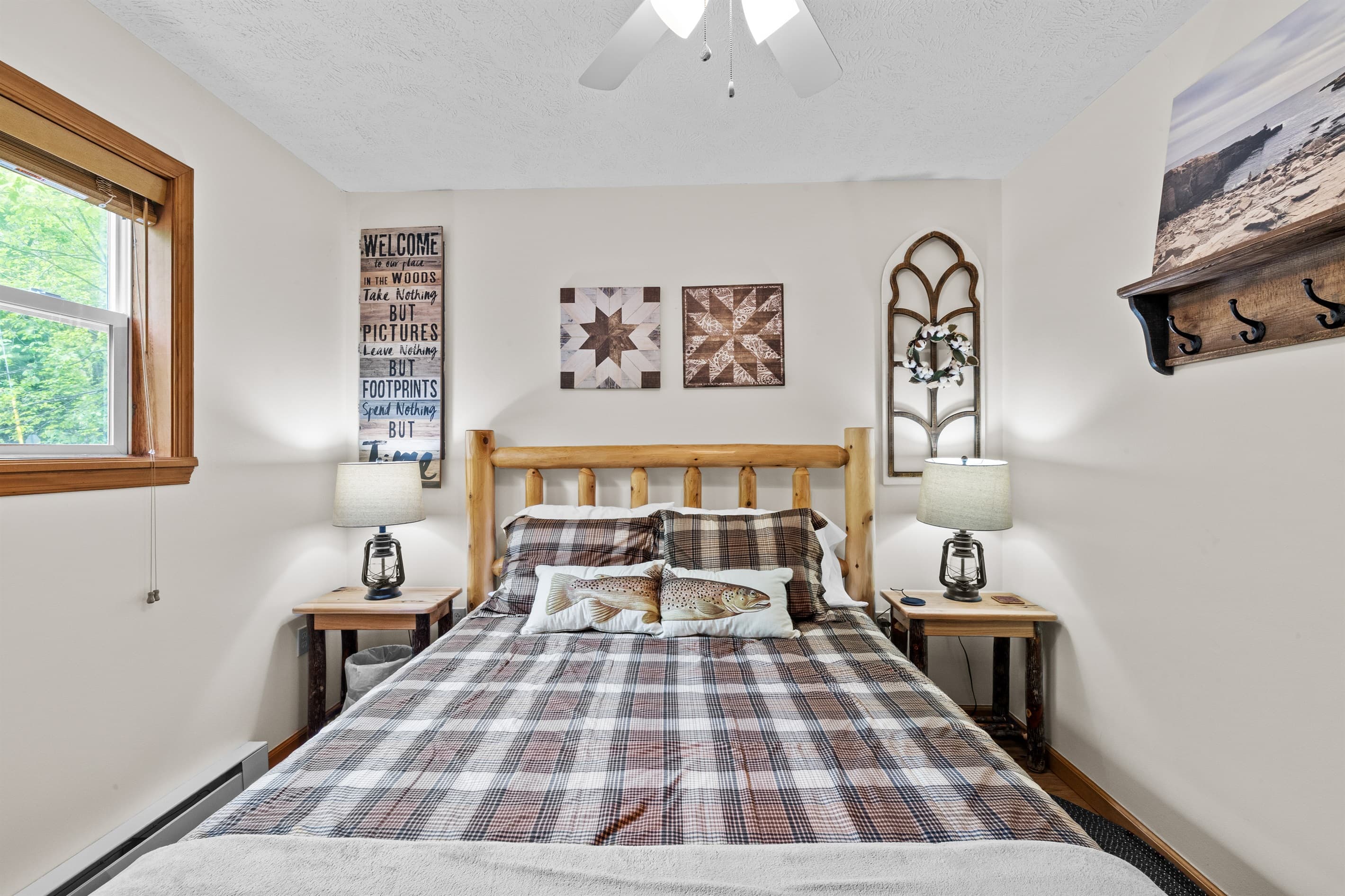 Bedroom 2 with Queen size bed