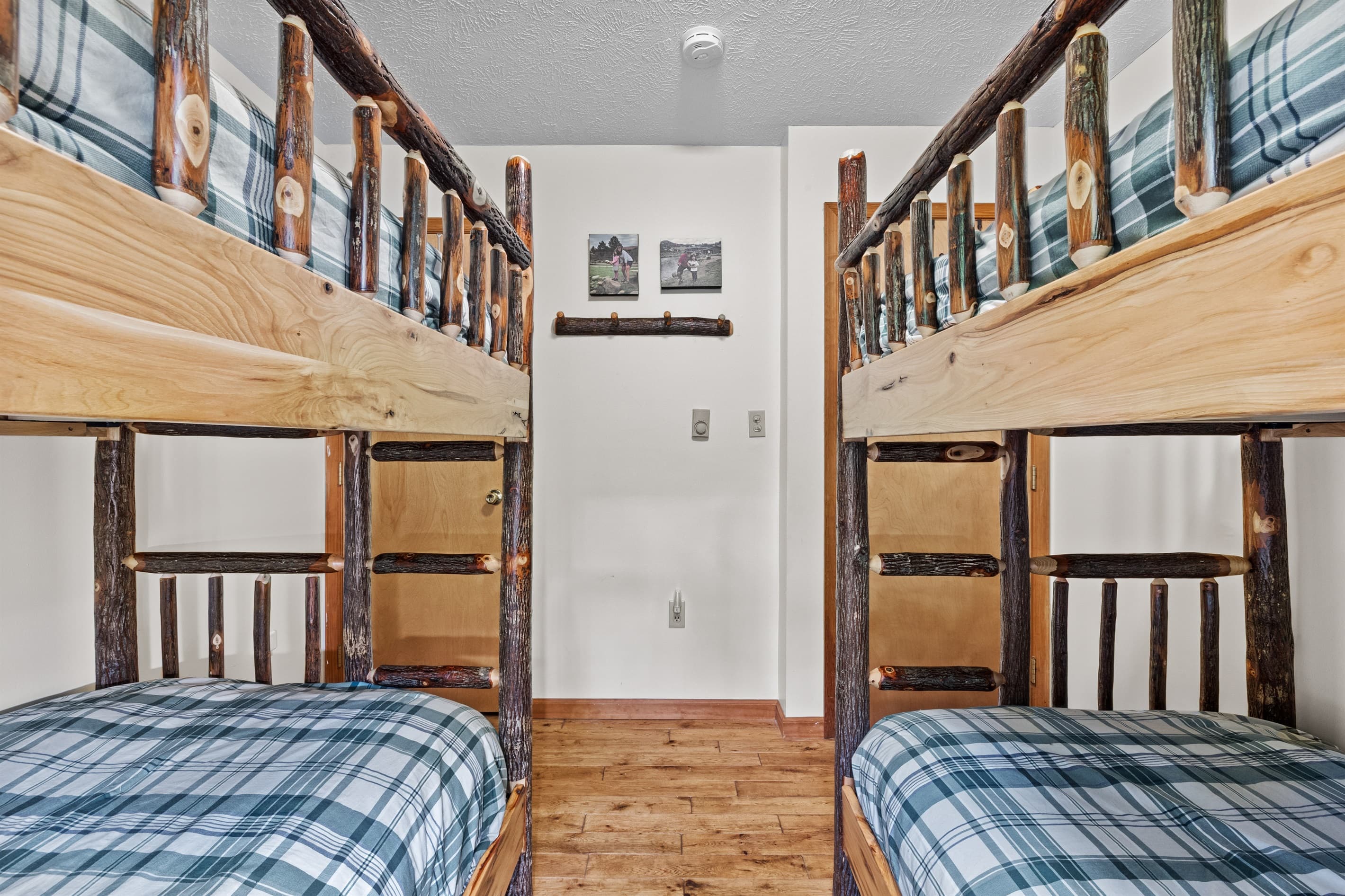 Bedroom 3 with 2 bunk beds (twin)