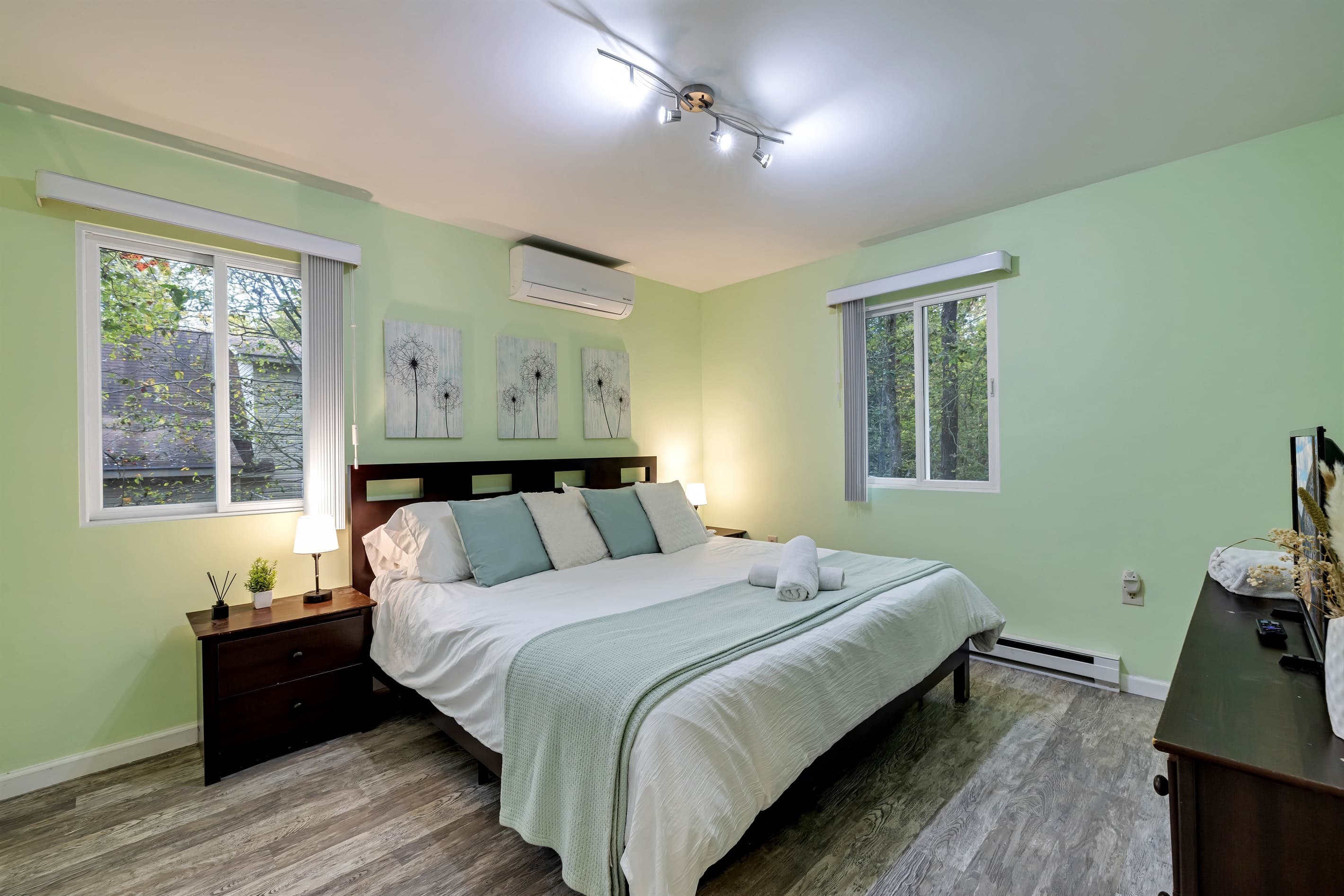 Each bedroom provides a cozy atmosphere with comfortable beds, ensuring a restful night's sleep