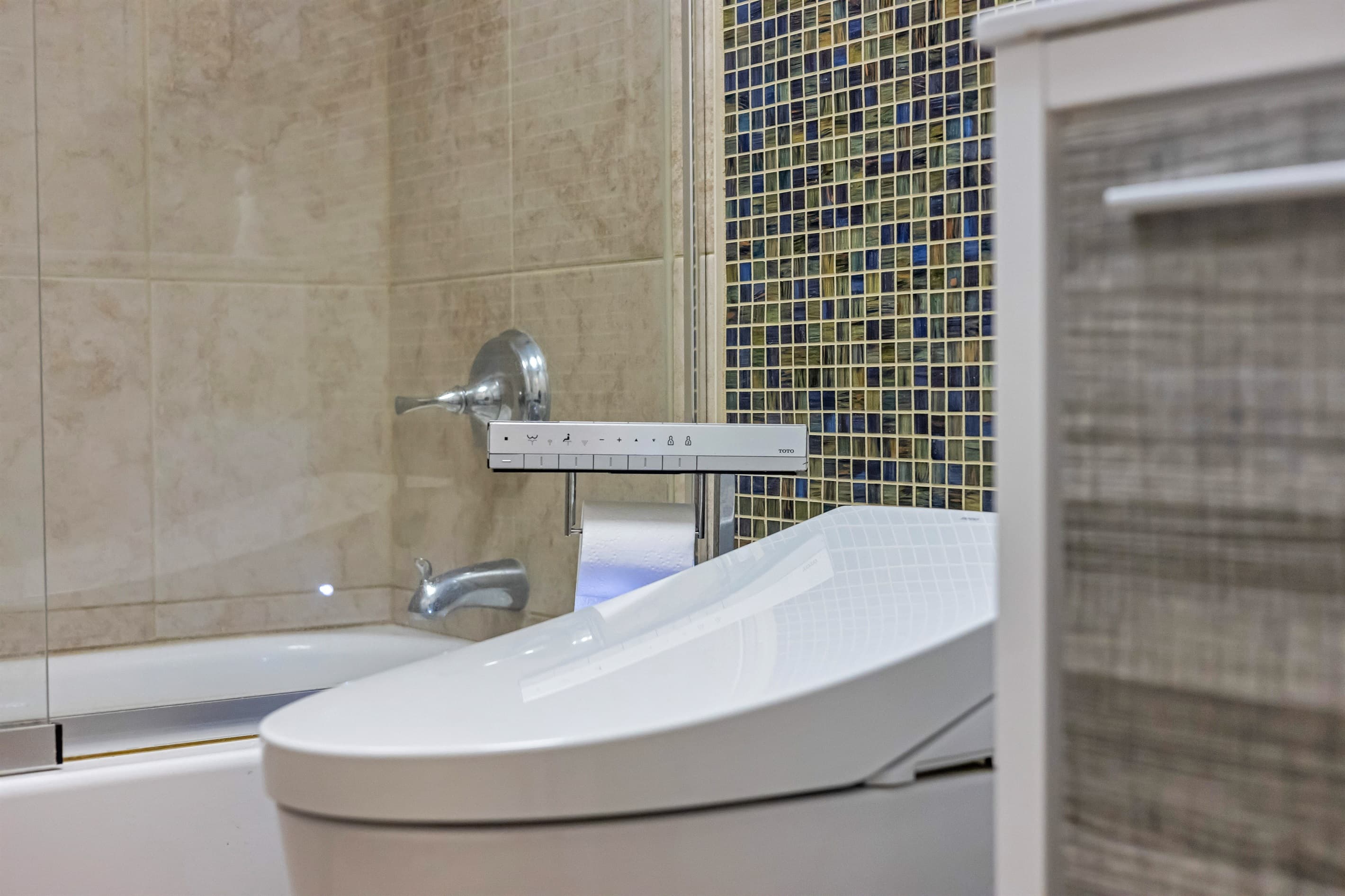 Intelligent toilets in bathrooms