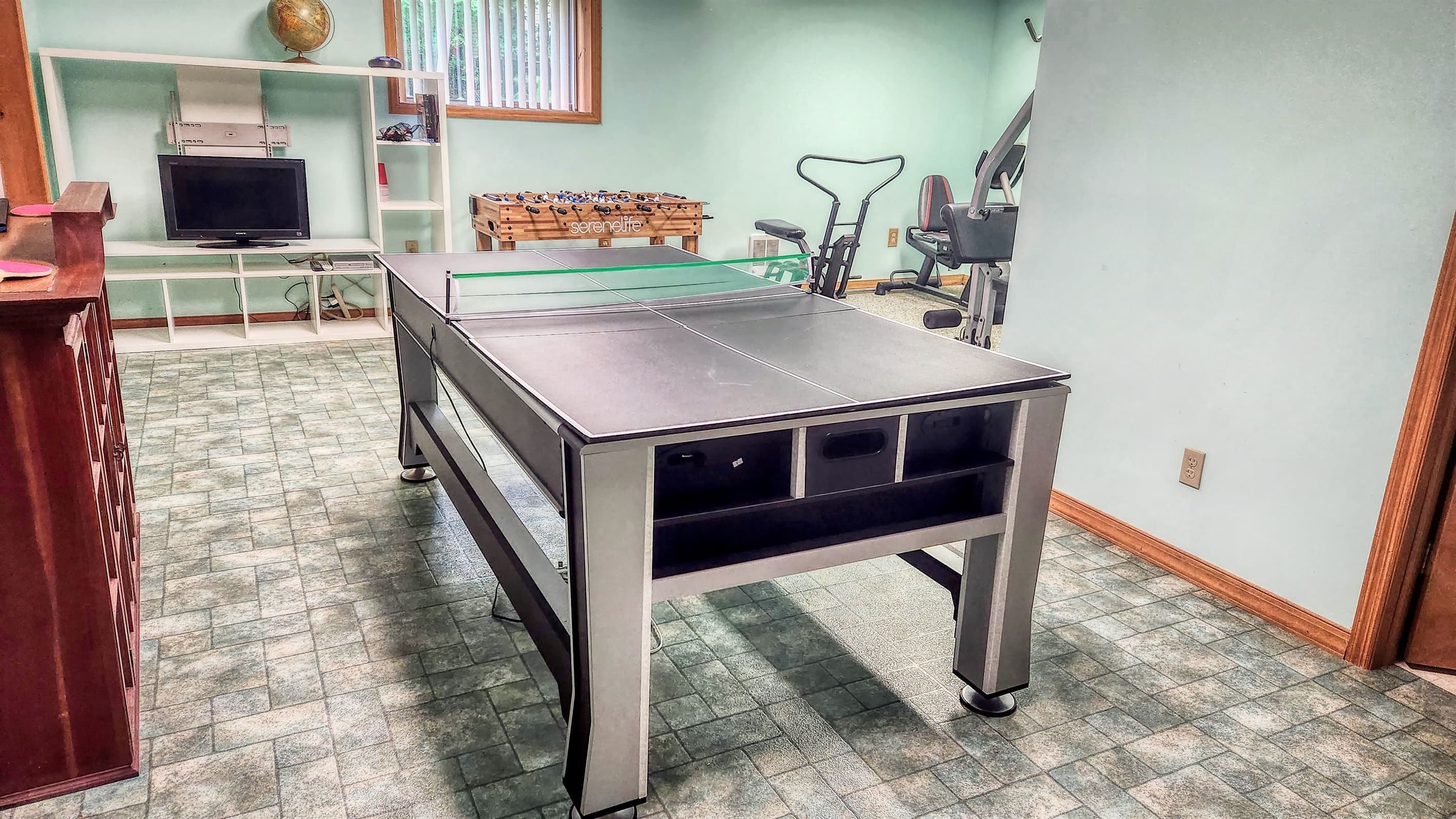 Ping Pong table | Pool table