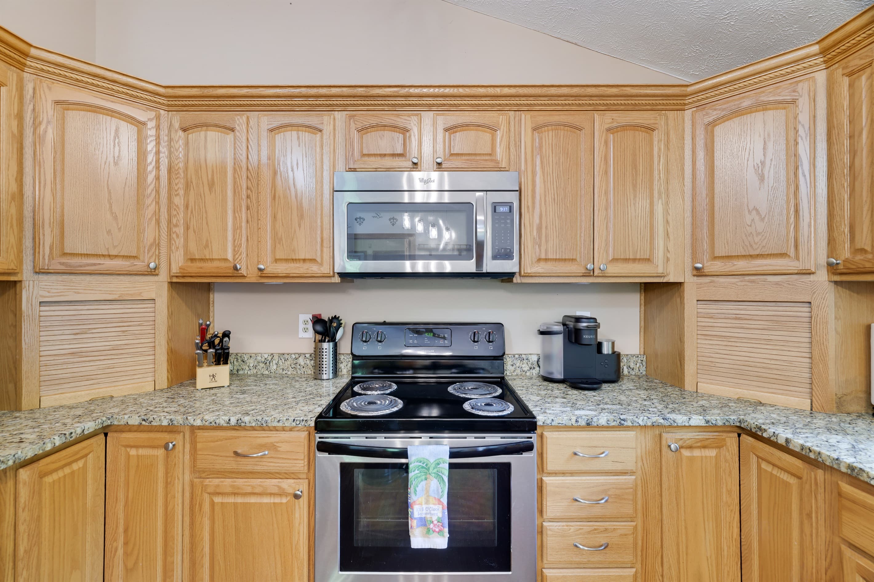 Fully equipped kitchen