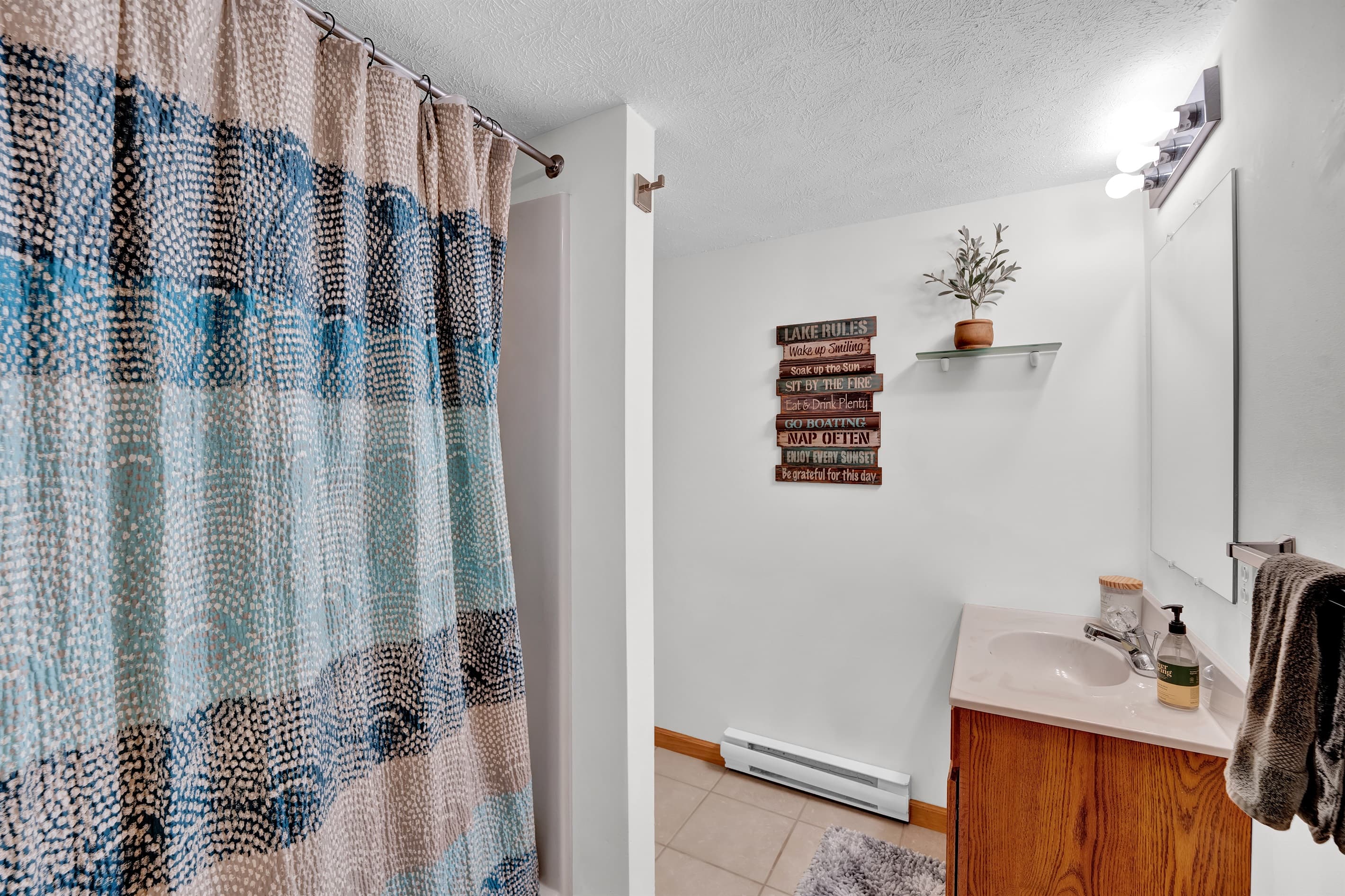 Full bathroom