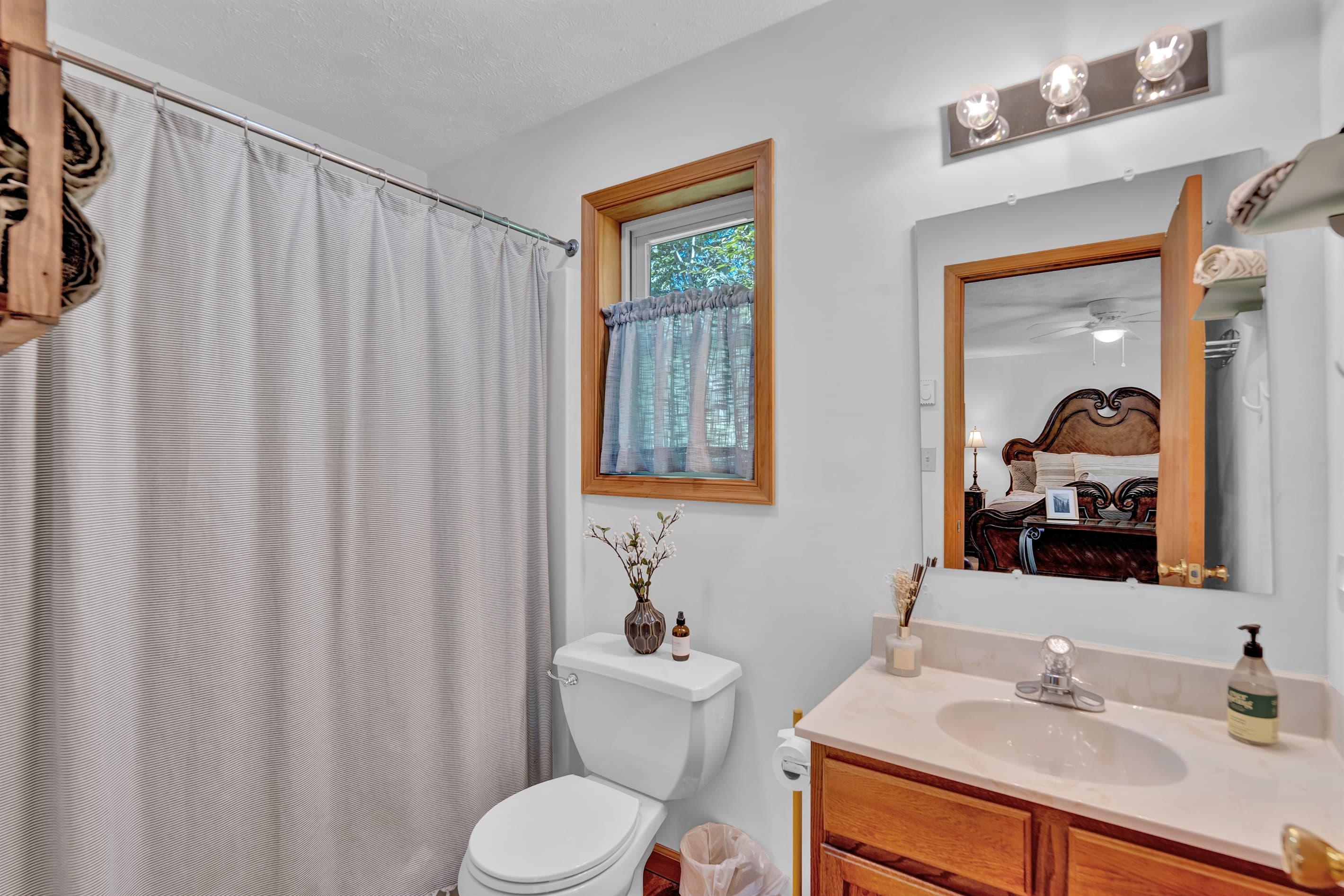 Full bathroom