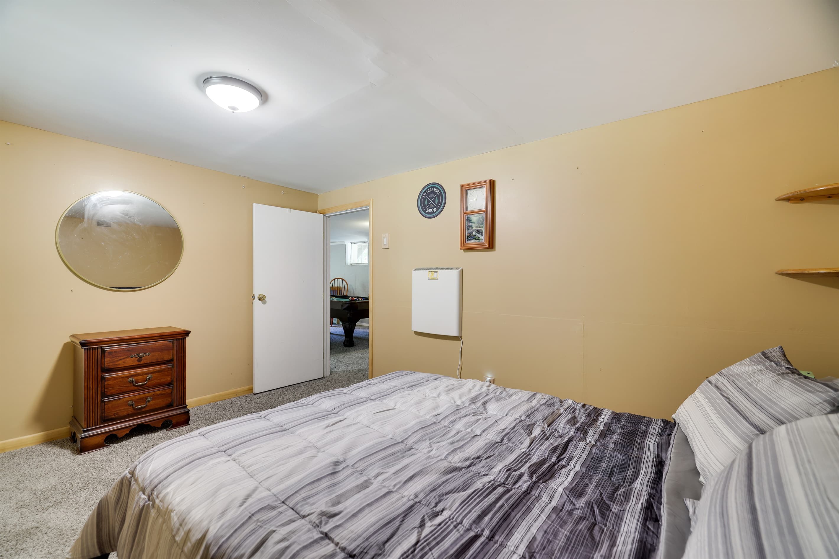 Bonus room (lower level) with queen bed