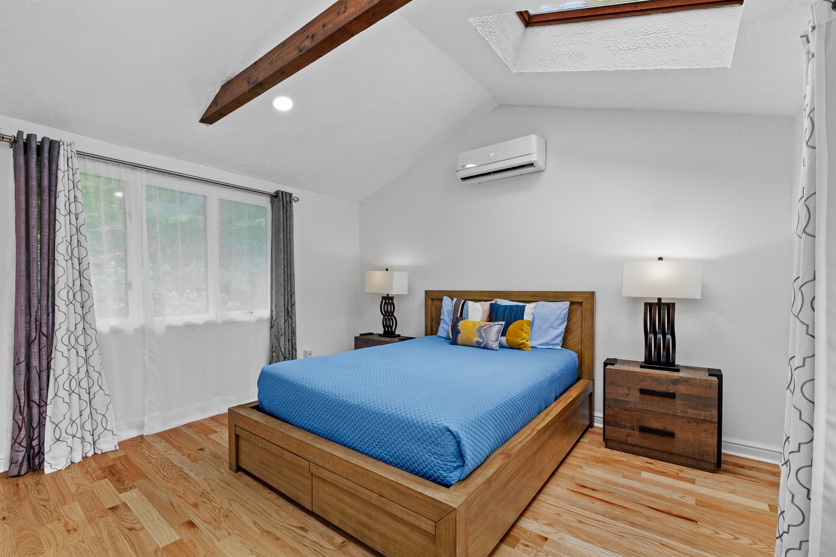 Bedroom 2 with queen bed