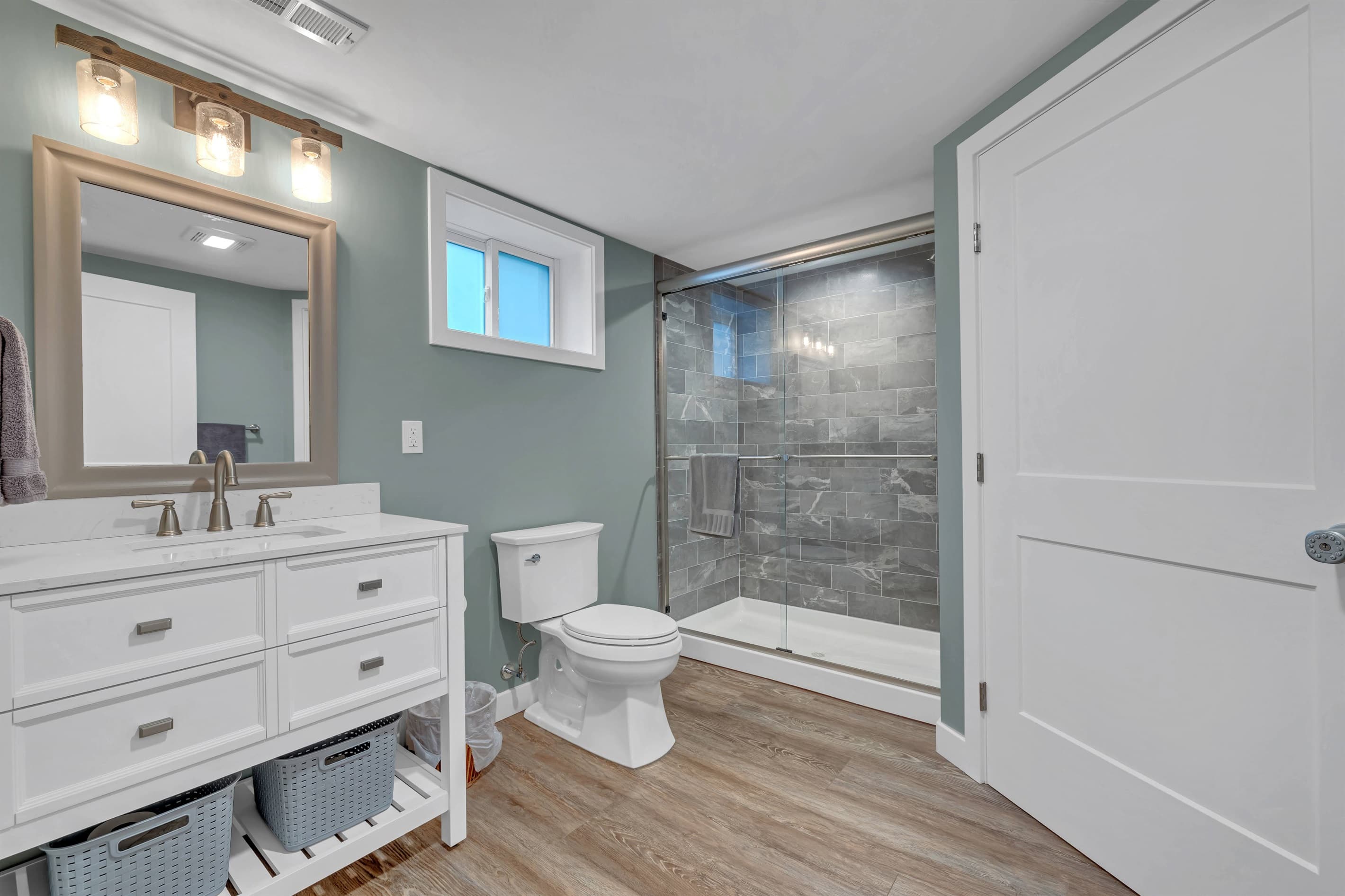 Bathroom on ground floor