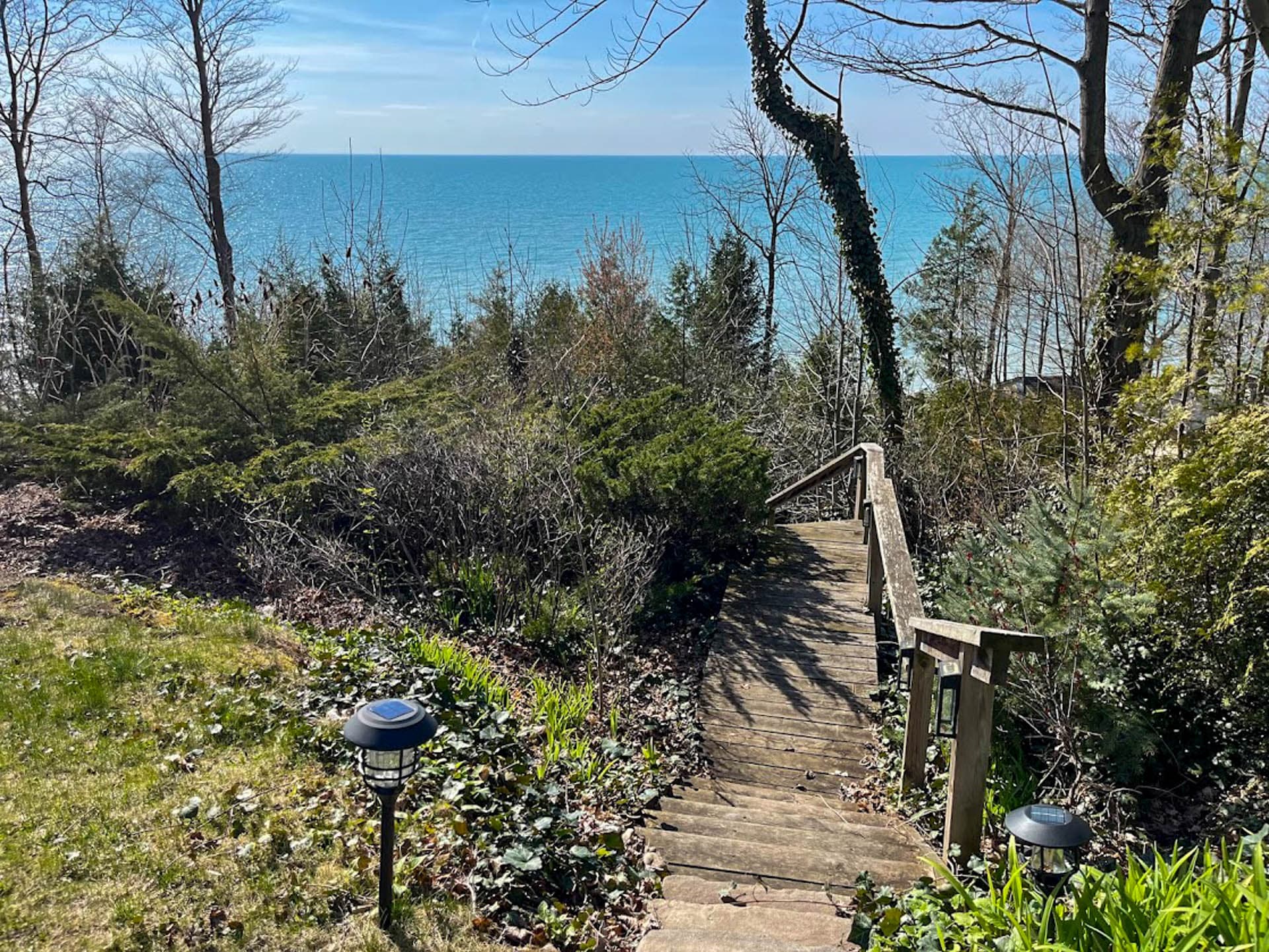 Approx. 80 stairs