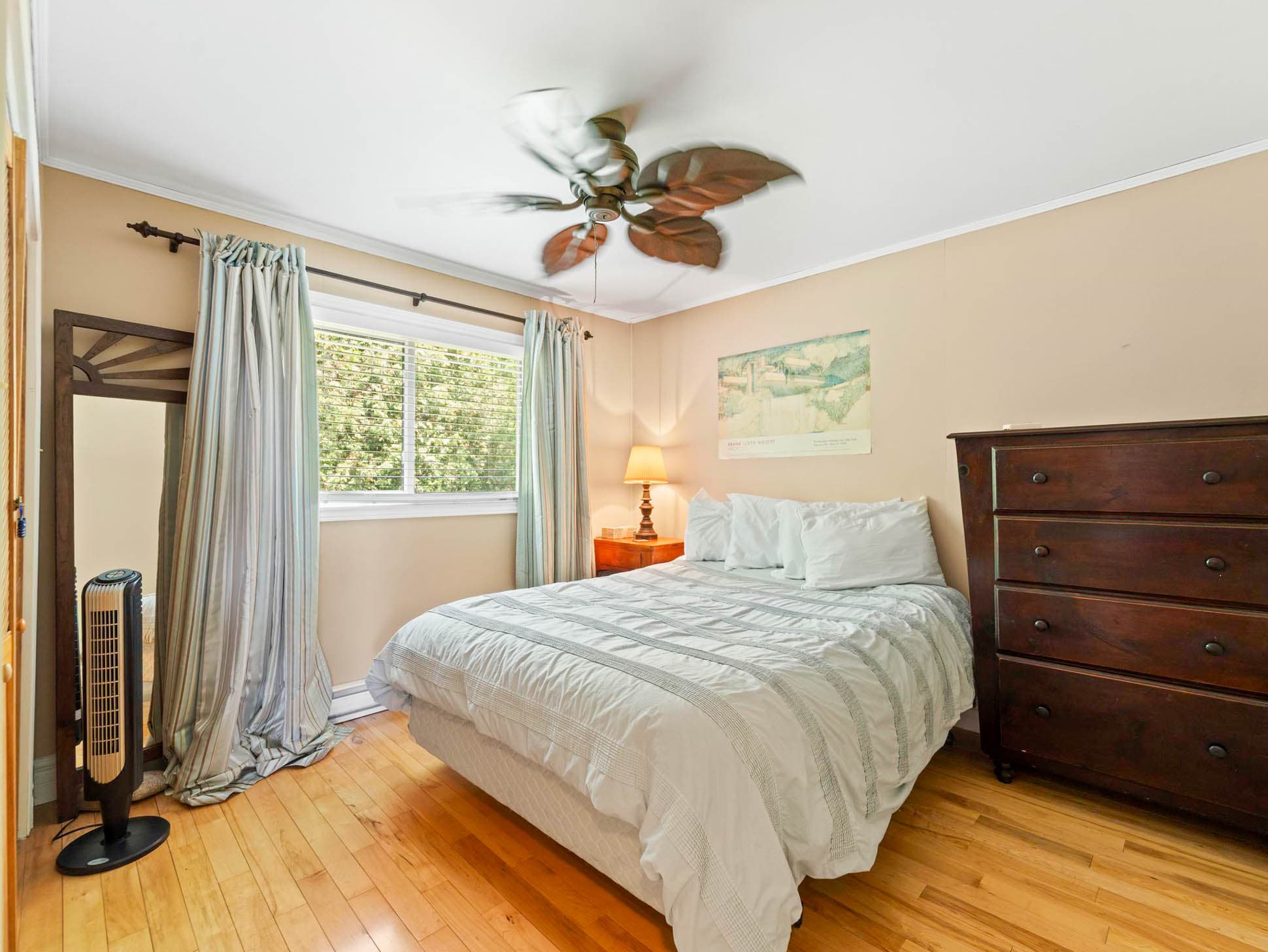 Main Floor, Bedroom 2 has Queen bed