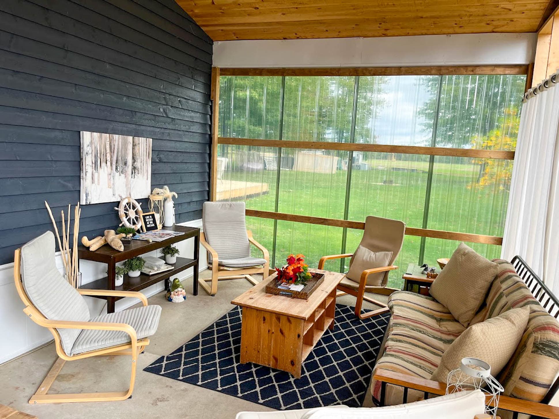 Newly added Screened in porch - now has TV