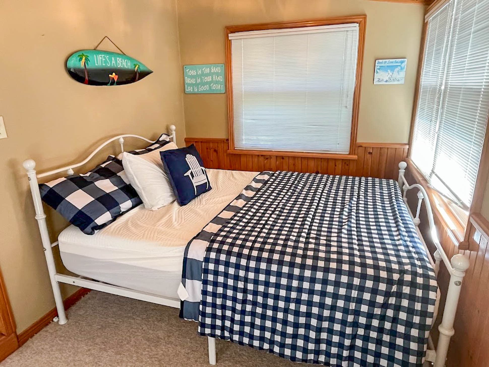 Comfortable Queen bed