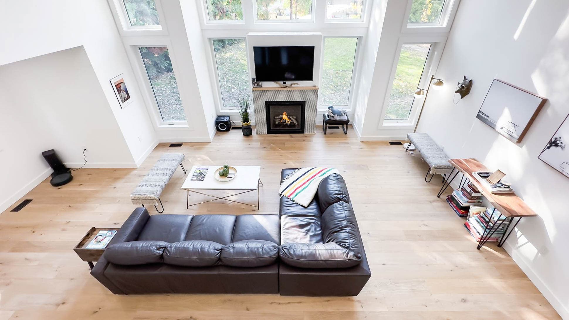 Welcome to your Lakeside Luxury retreat!