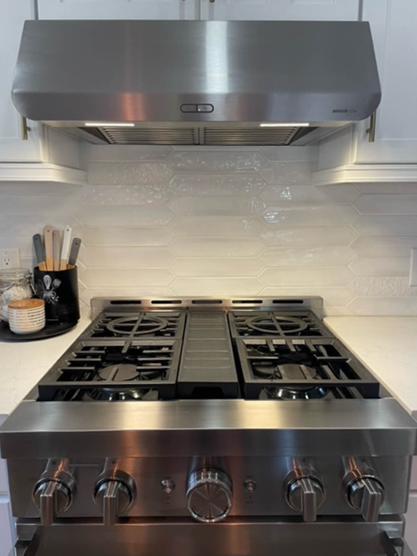 Fully equipped with commercial grade gas stove
