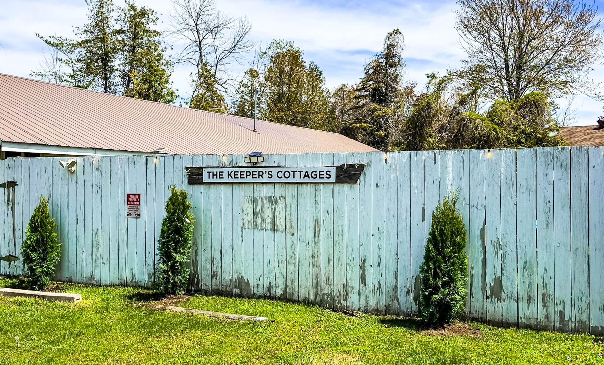 Carruthers is one of two cotttages that makeup the Keepers Cottages