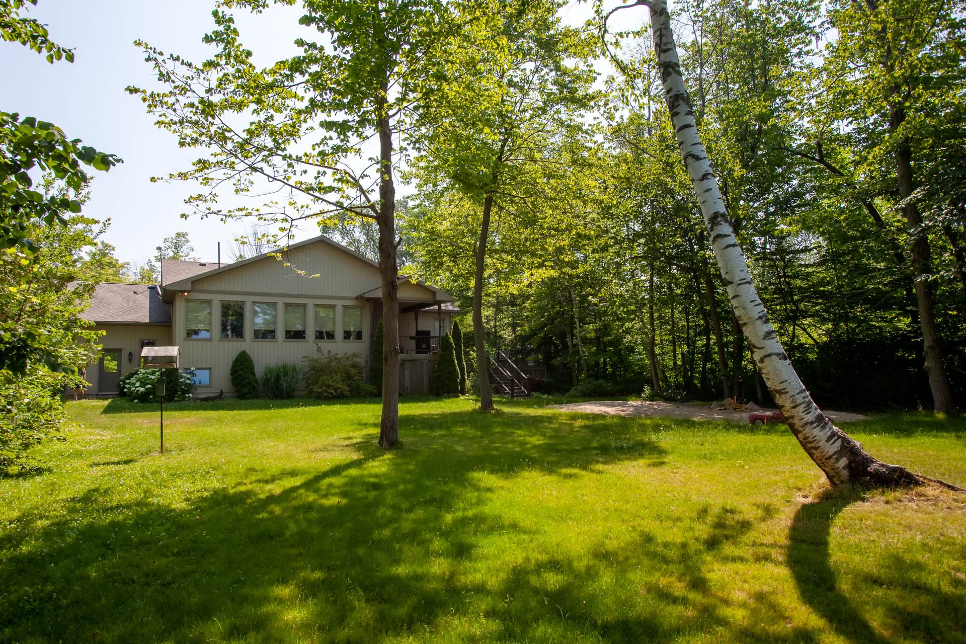 Huge yard for outdoor games