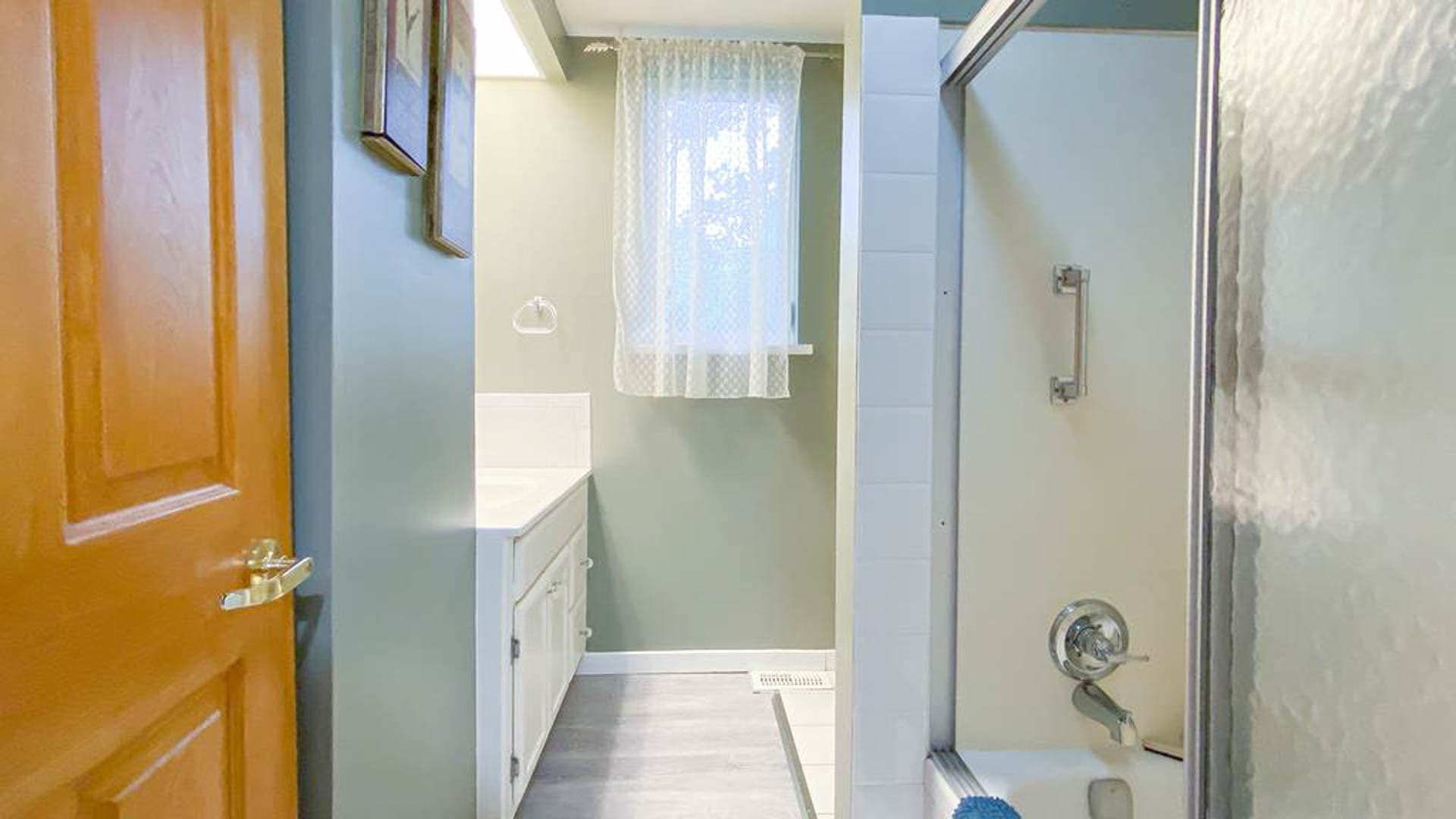 Master 4 piece bathroom
