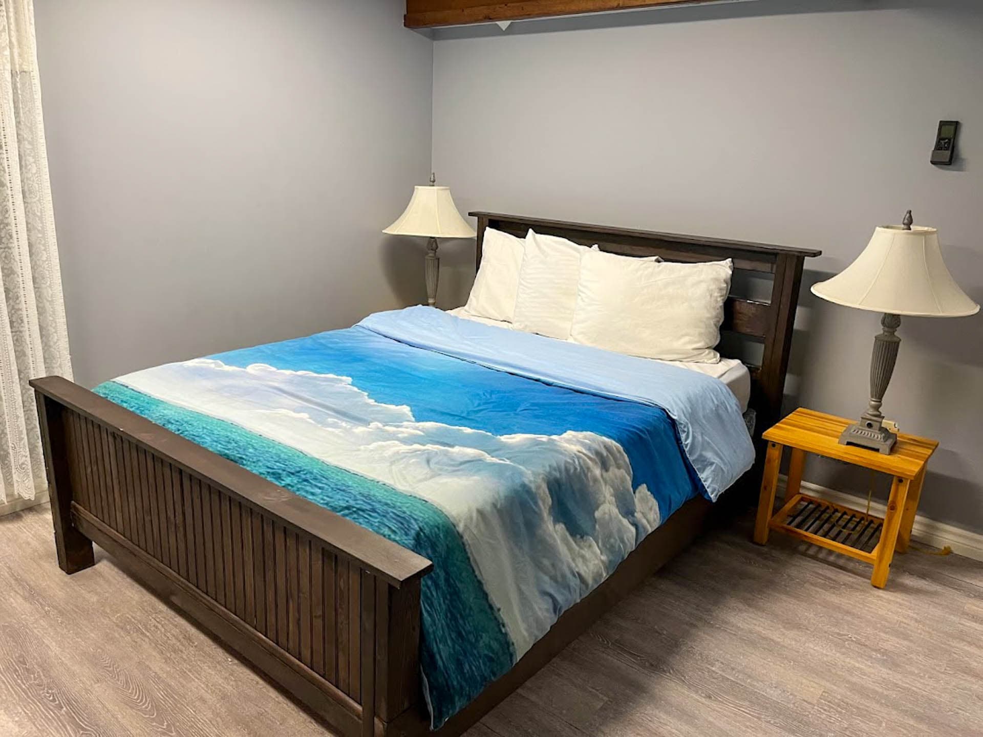 BR4 Downstairs Queen bed