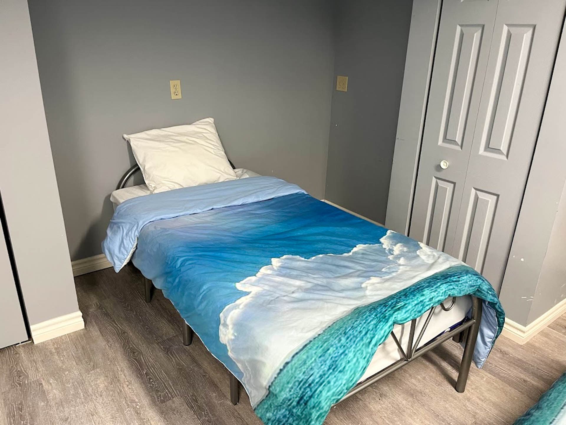 BR4 Second Single Bed