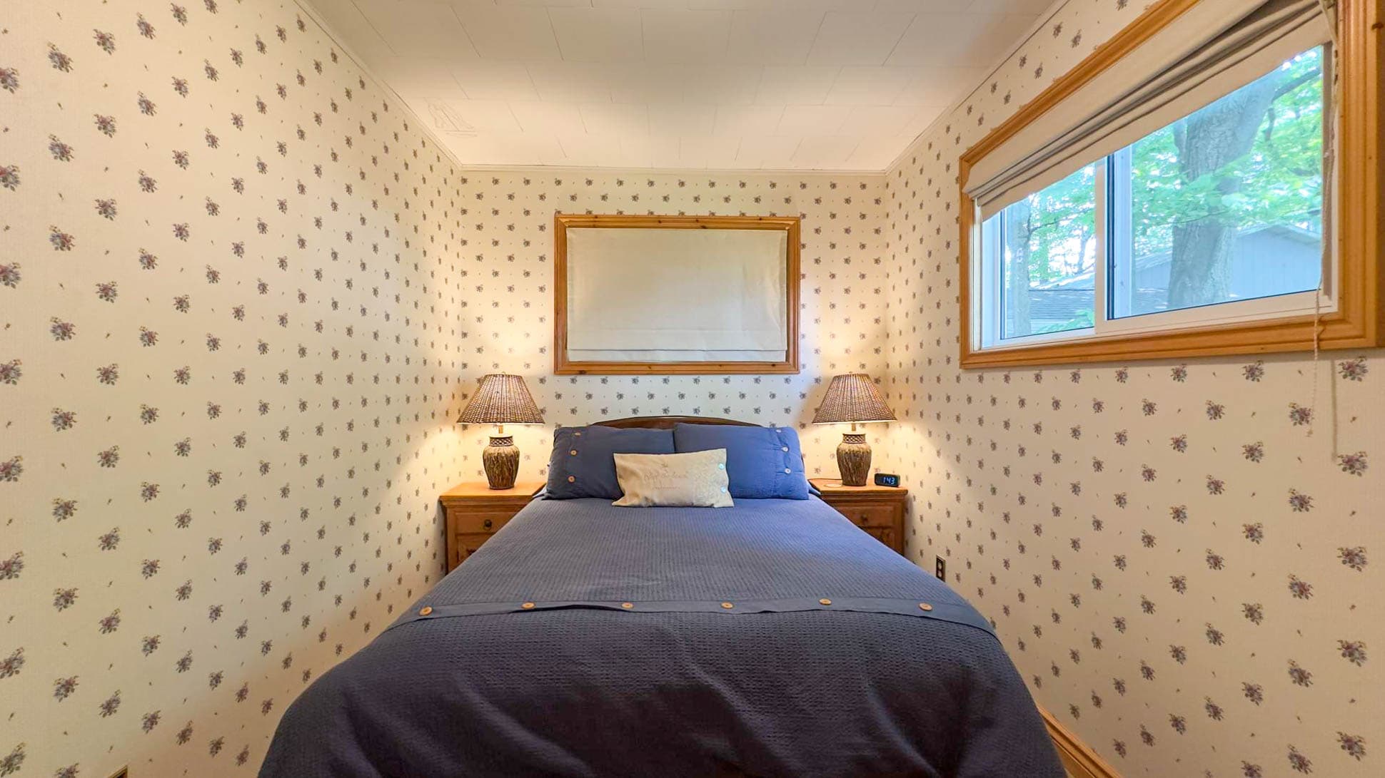 Bedroom 2 with Double Bed
