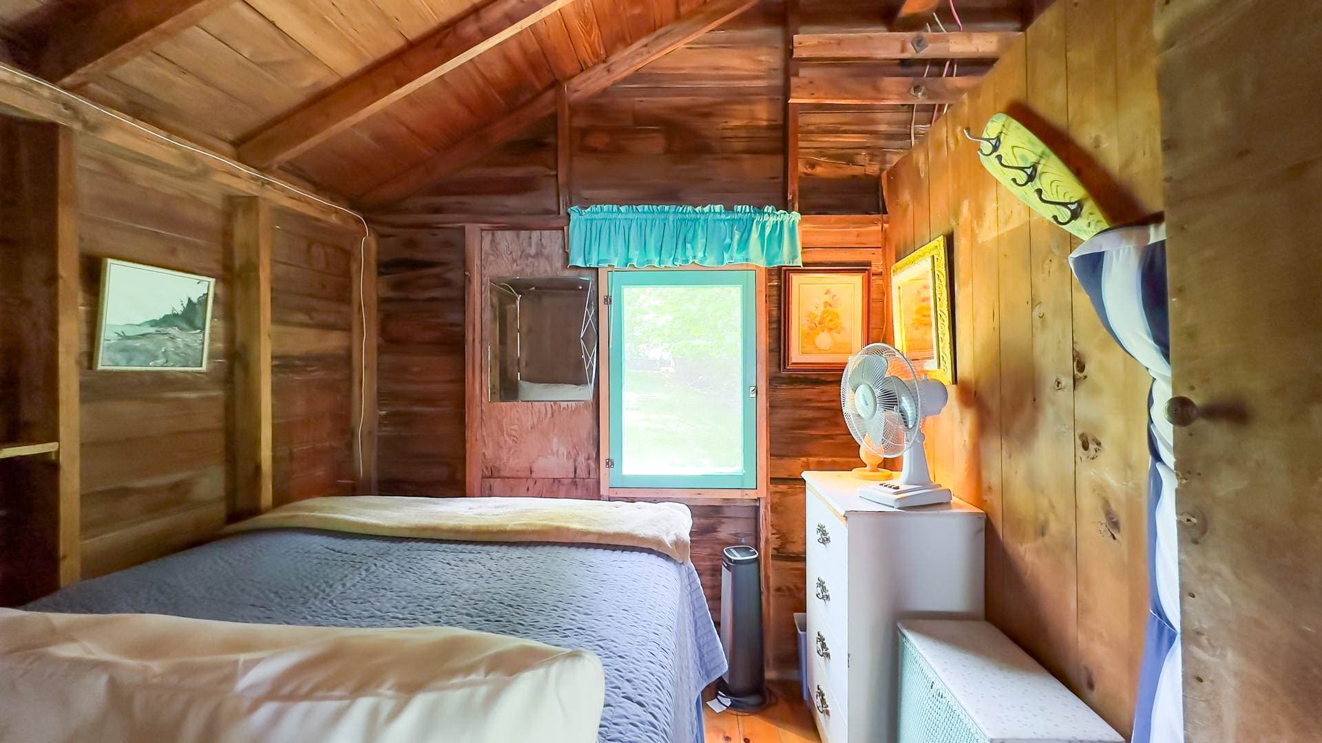 Bedroom #1 - Double Bed