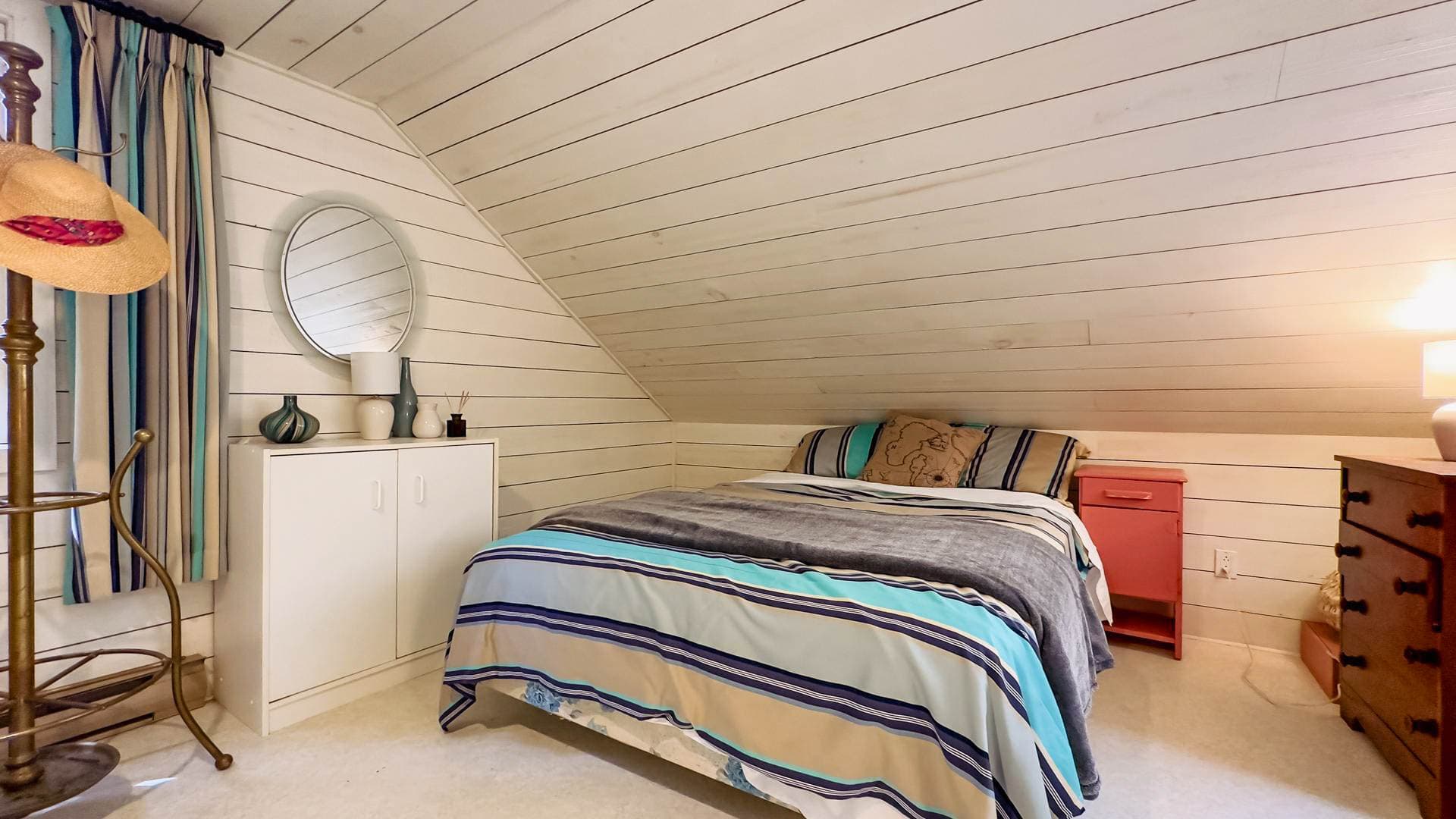 3 Double beds
