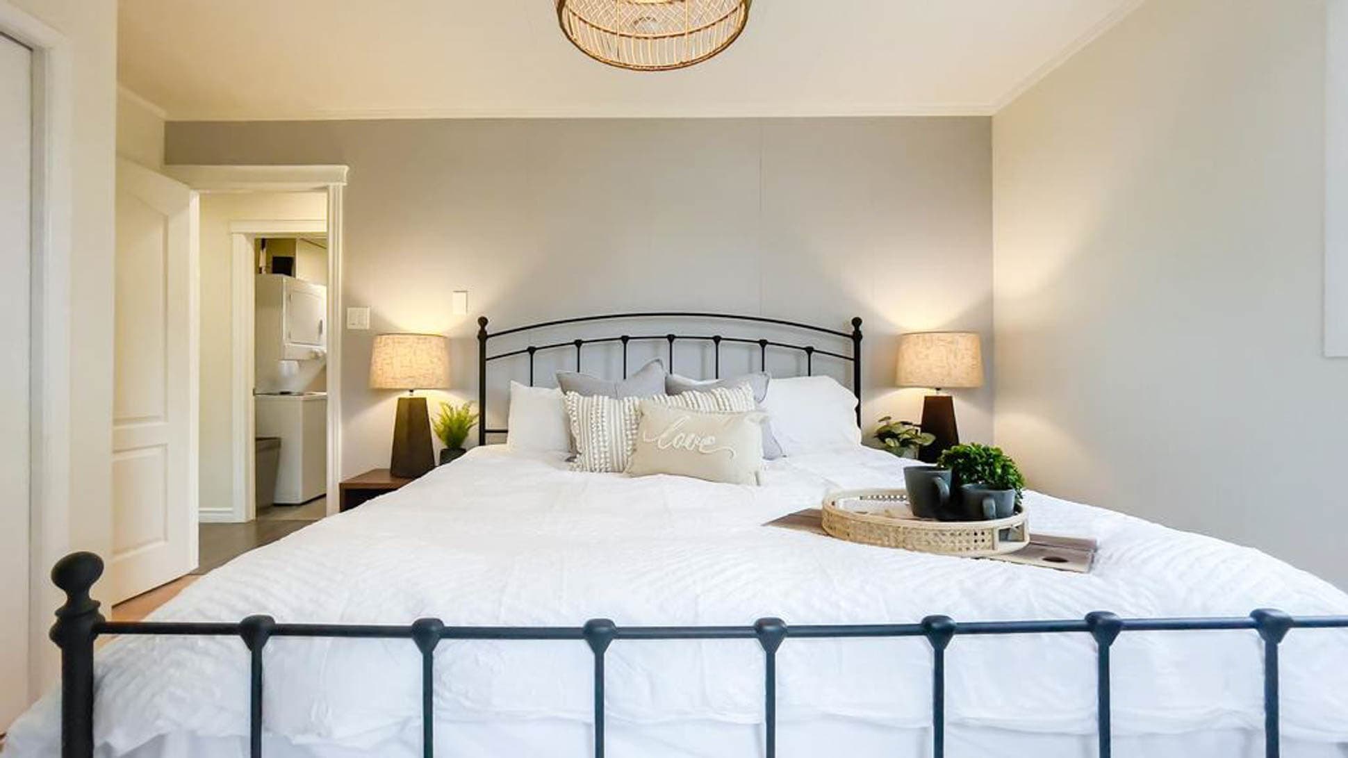 Stretch out on the King bed ahhh