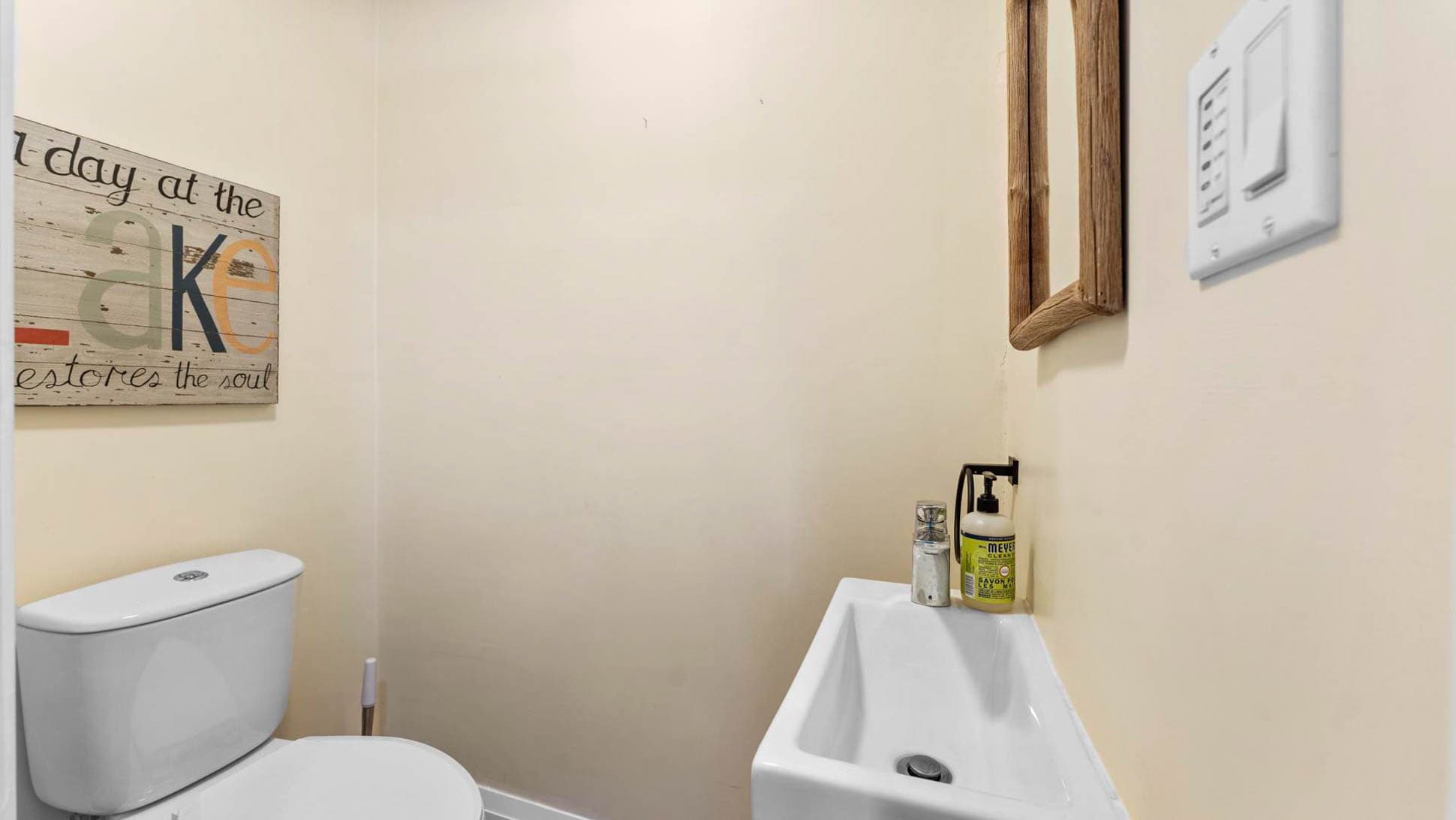 1/2 Bath as you enter the Cottage