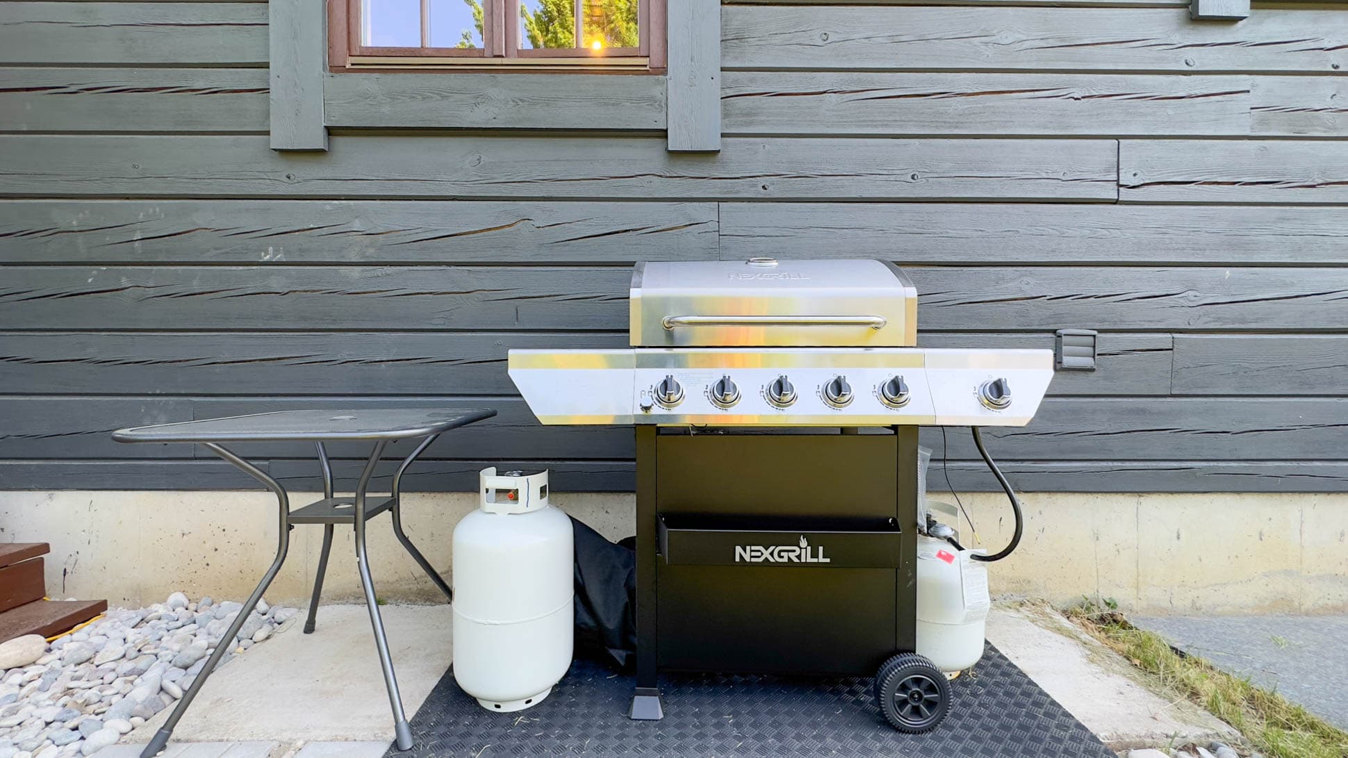 Sizzle, smoke, and summer vibes