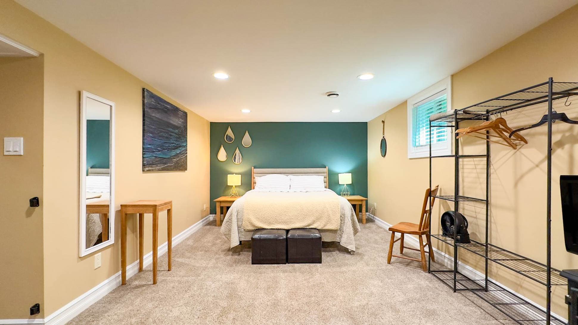 Bedroom 3/Common Space has Queen Bed