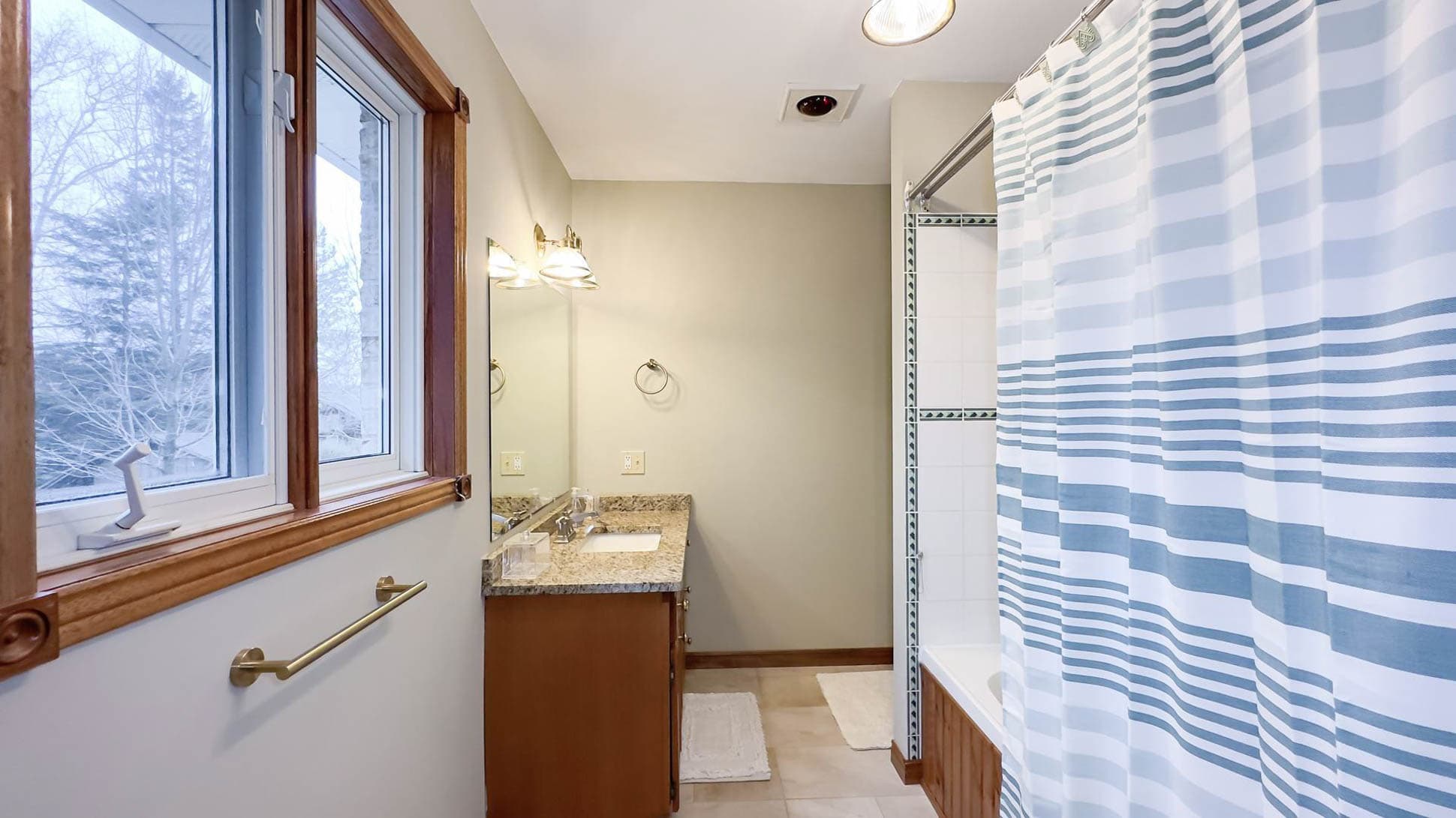 4 piece premier ensuite